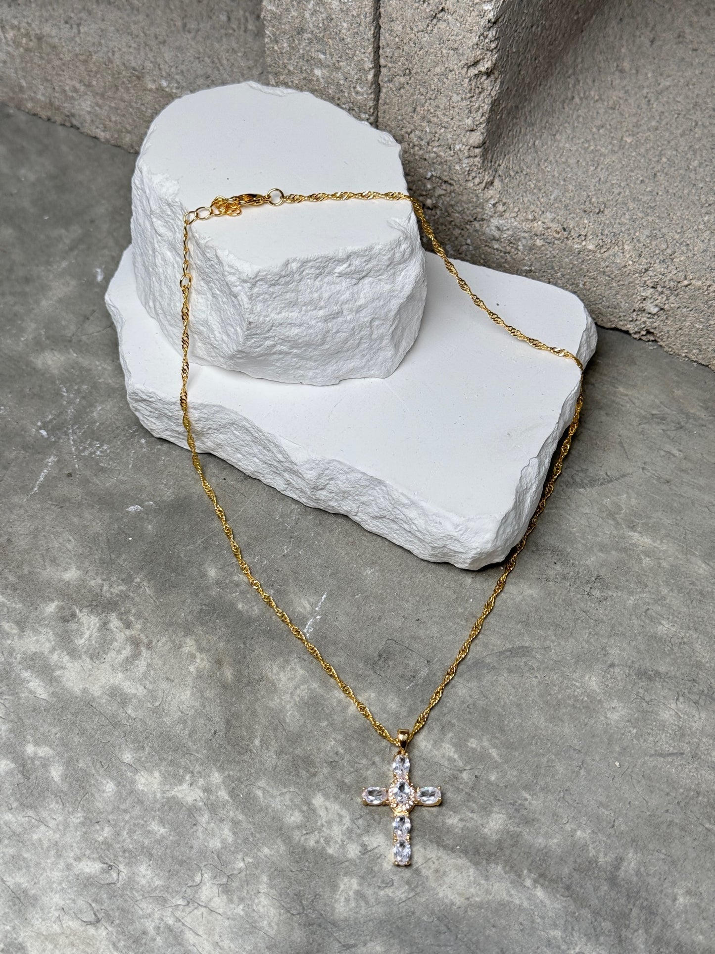 Cross Necklace w/ 16 inch chain