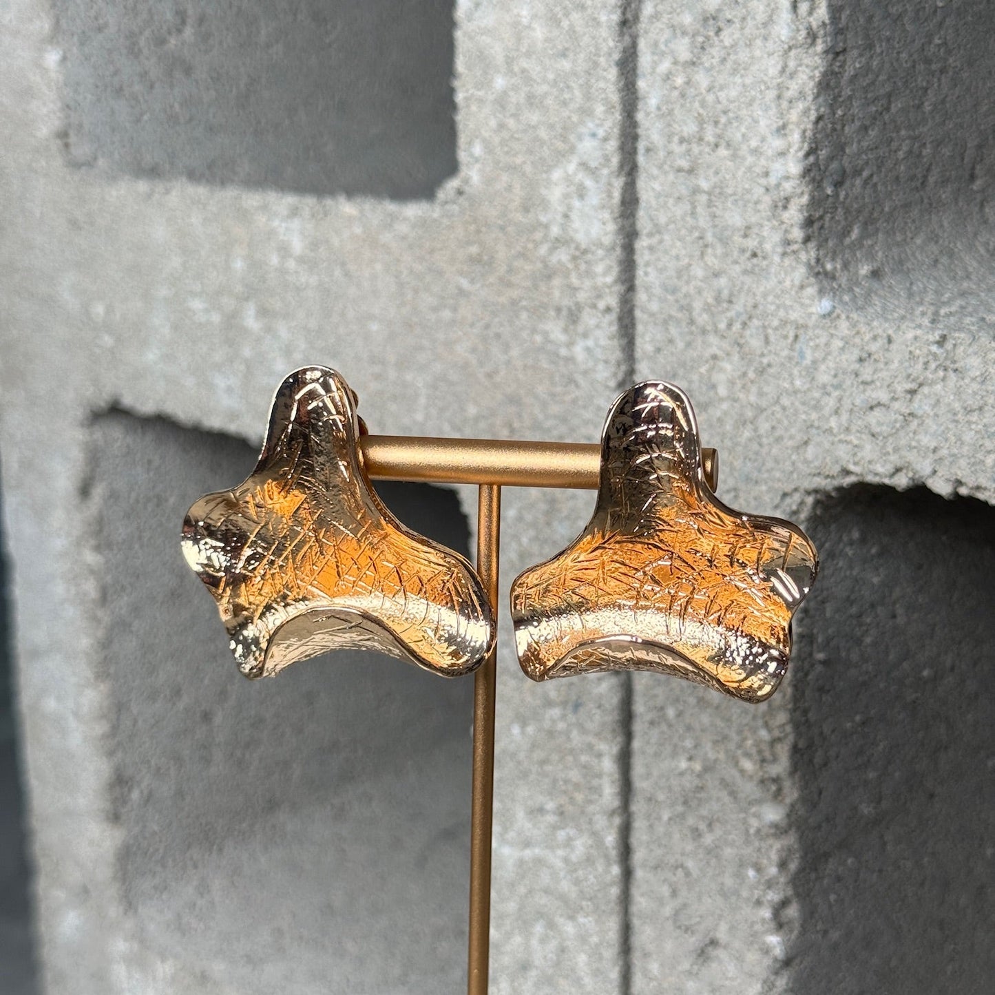 Bend & Snap Clip On Earring