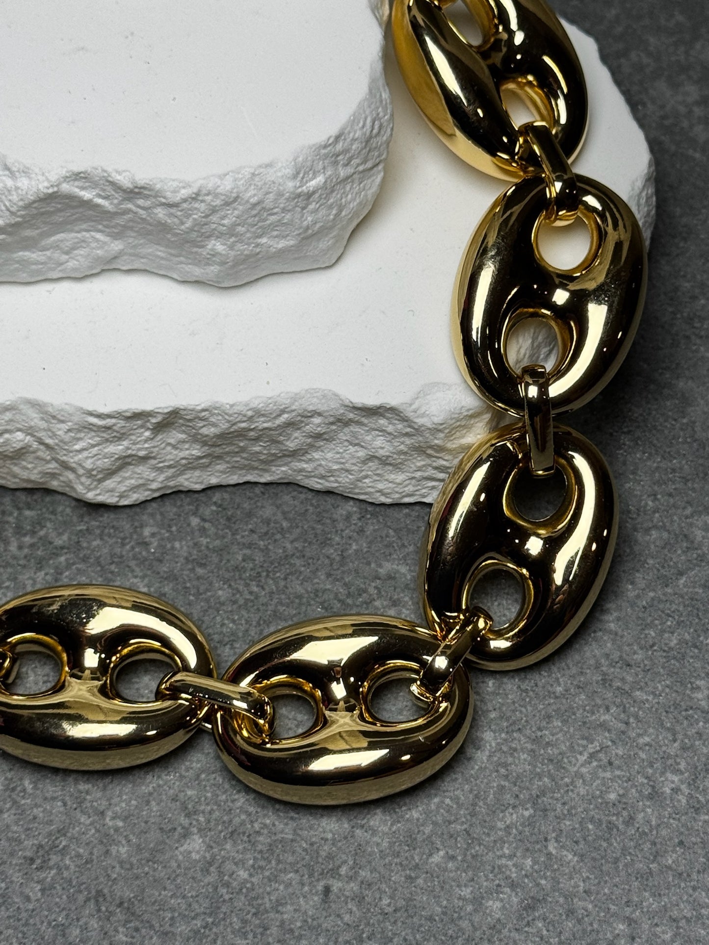 Bold Bottle Cap Link Necklace 21” w/ Extender