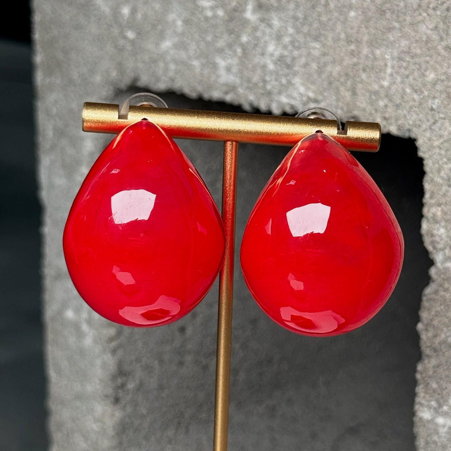 Alizé Mami Bold Bulb Earrings