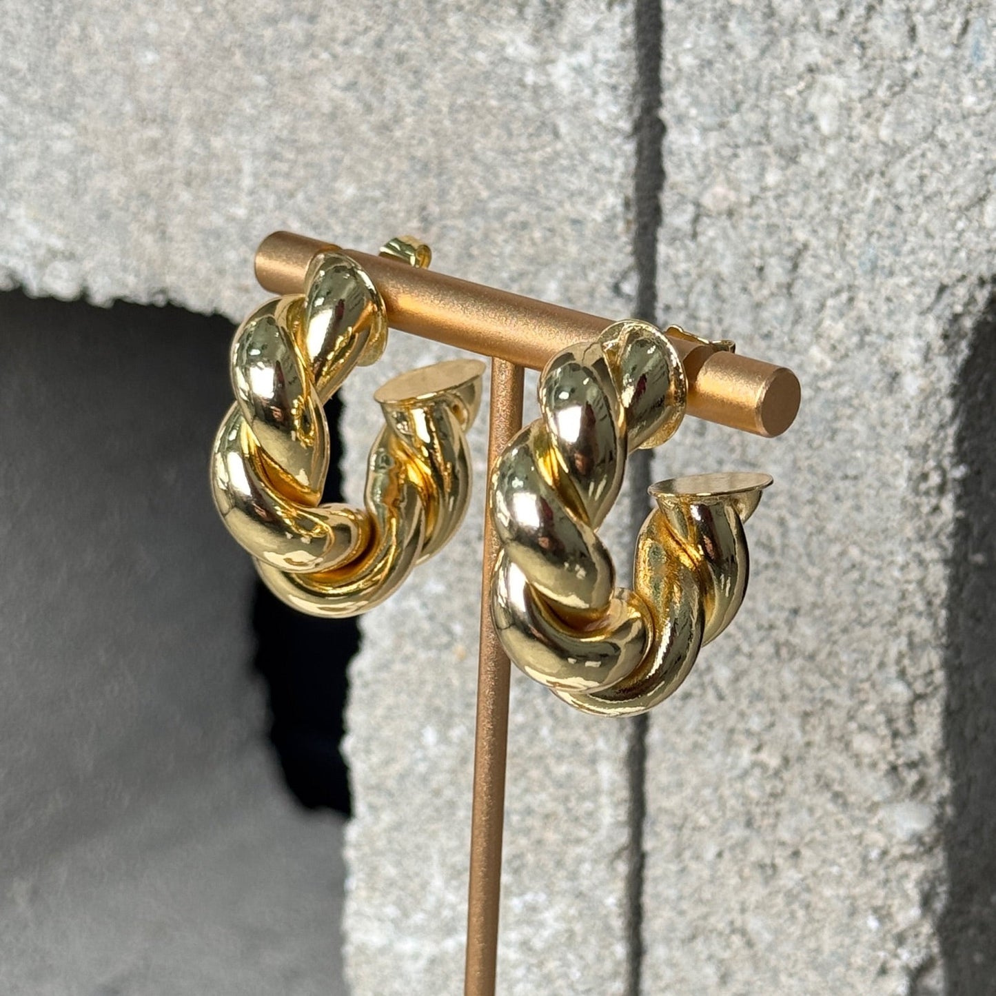 Woven Medium Hoops