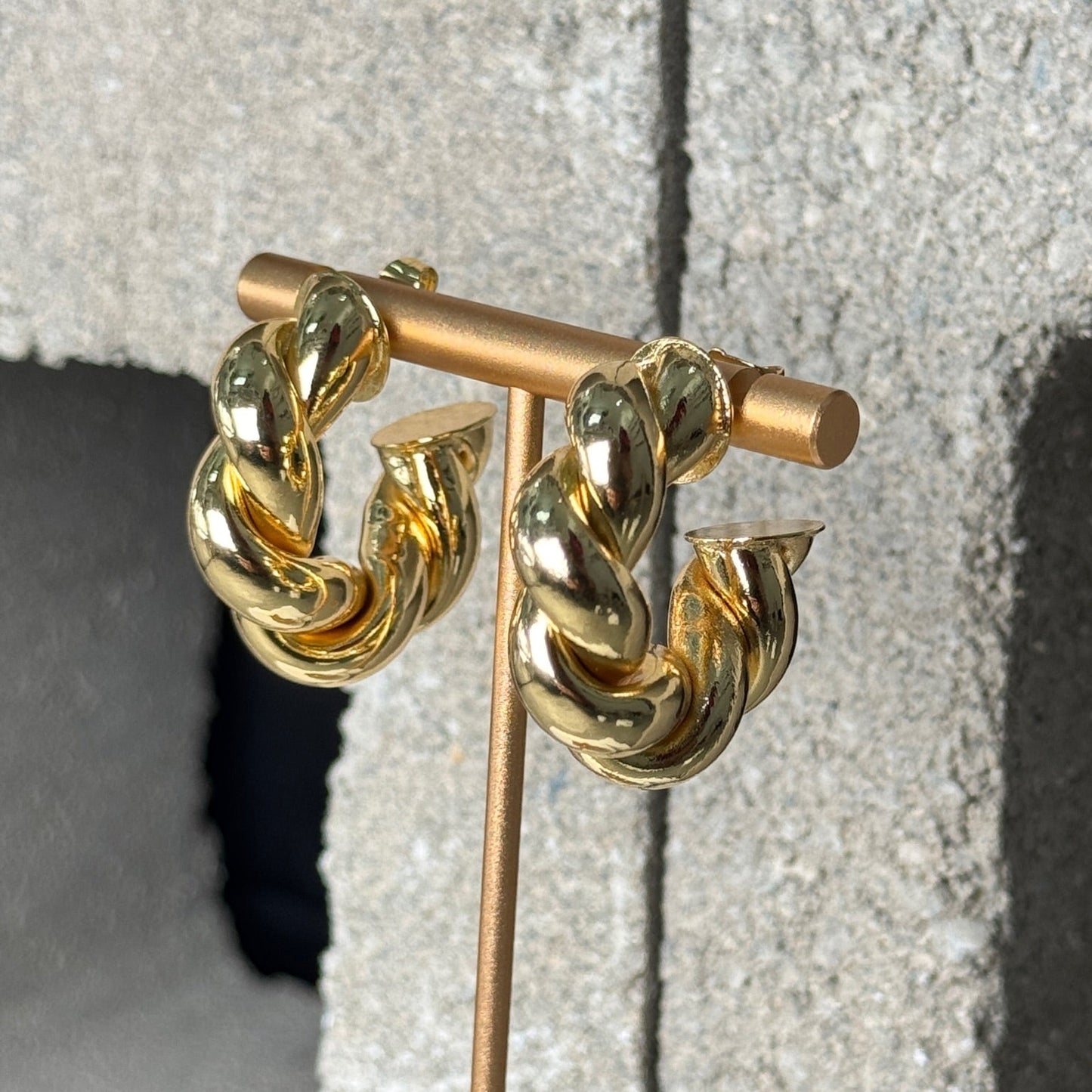 Woven Medium Hoops