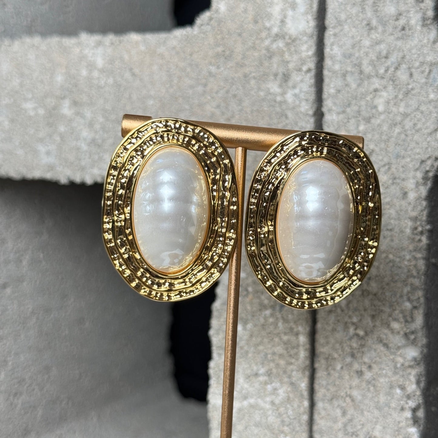 Golden Halo Pearl Earrings