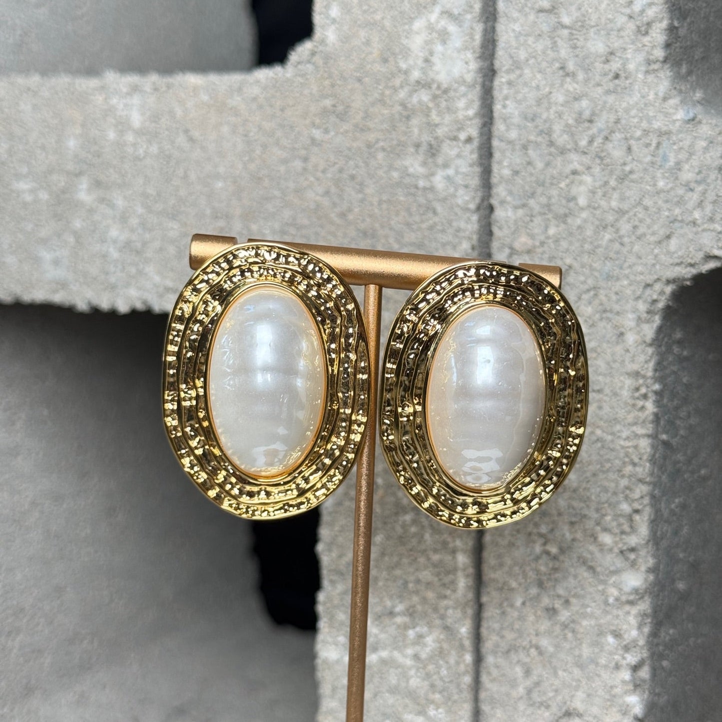 Golden Halo Pearl Earrings