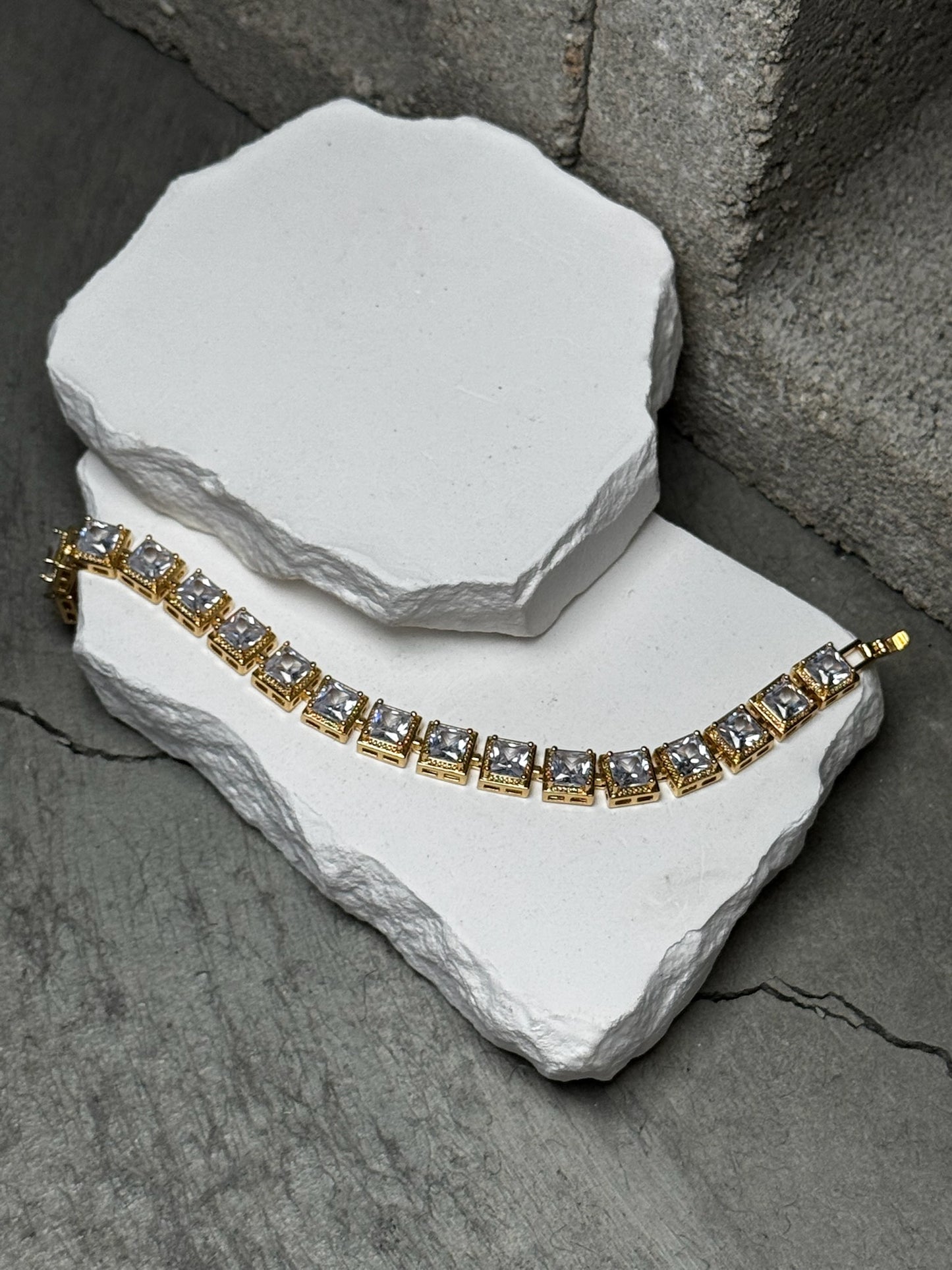 It Girl Sparkle Bracelet 7"