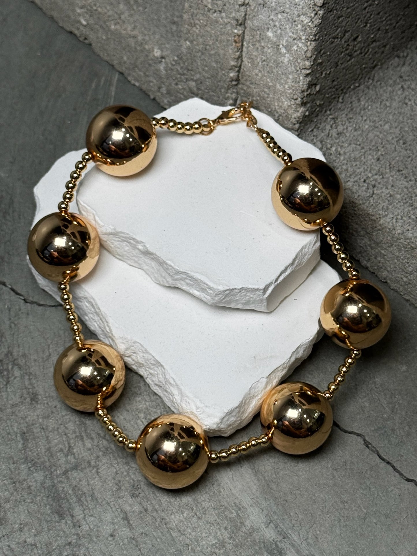 Bubble Trouble Necklace 18" w/ Extender