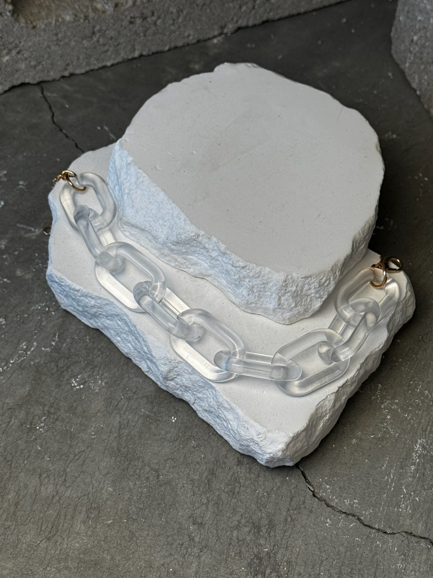 Clear to Me Link Bracelet 7"