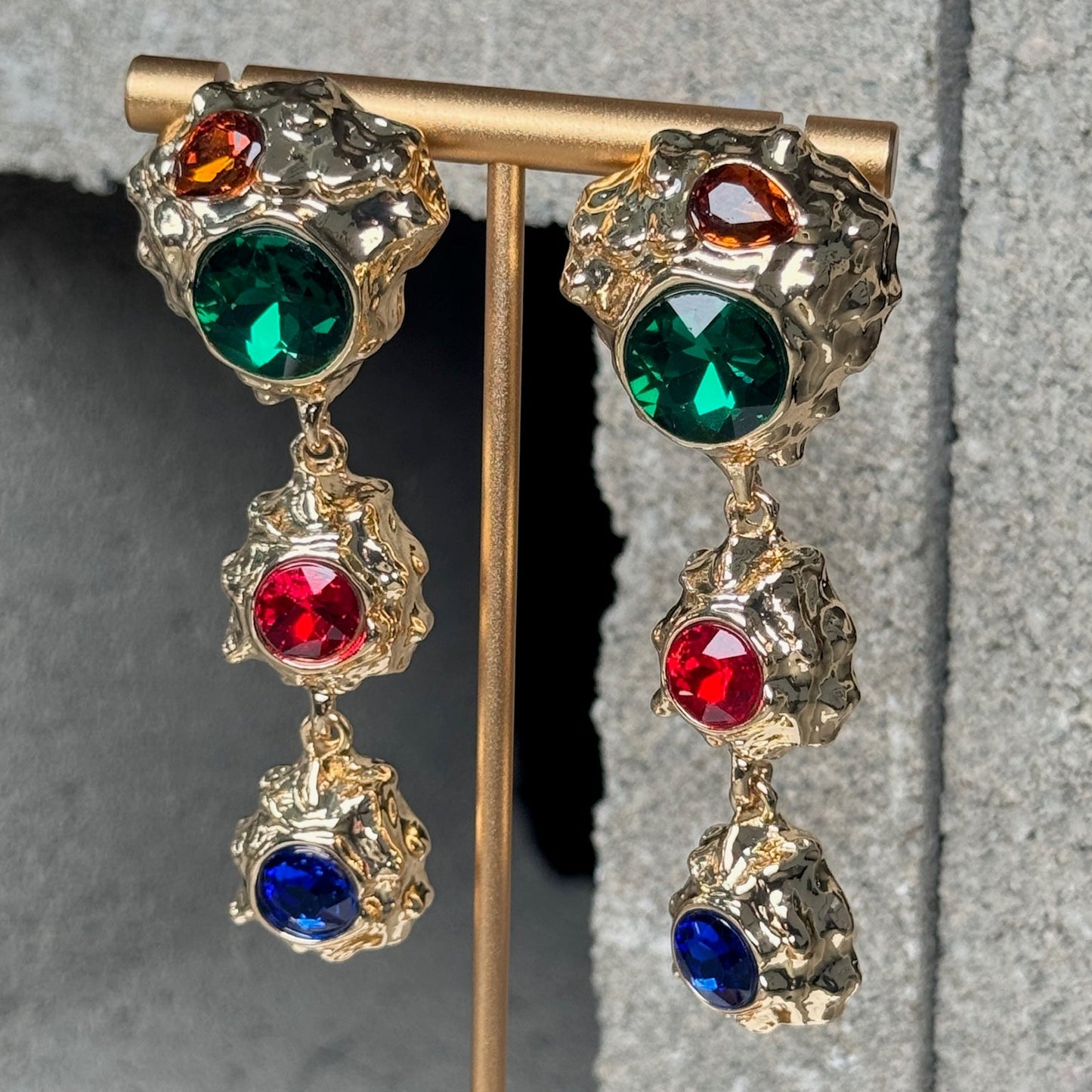 THE Queen 3 Layer Earrings