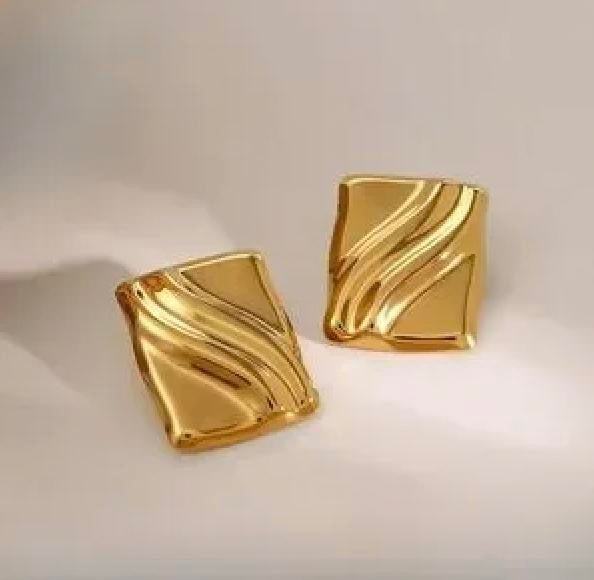Checkmate Grooved Rectangle Earrings - Gold-Tone Fashion Jewelry with Unique Grooved Design