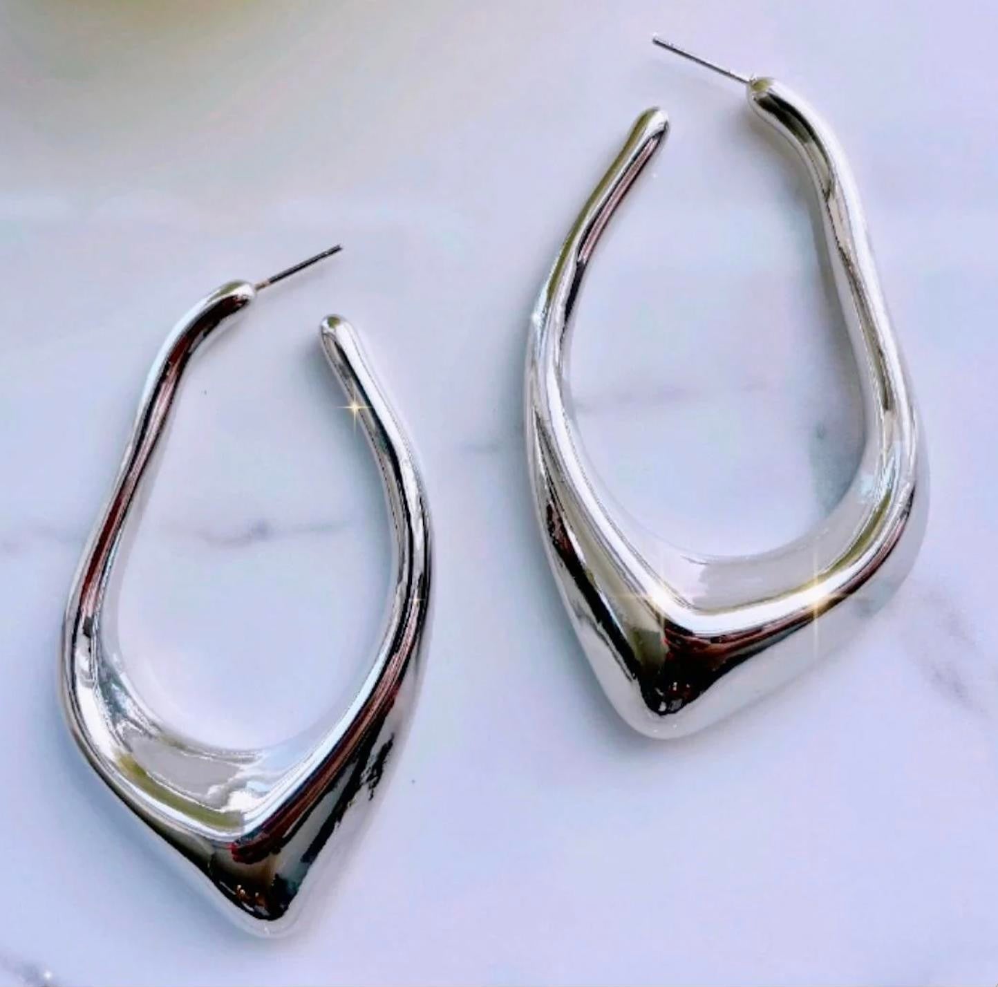 Over The Top Curved Earring - Unique Statement Accessory with Dramatic Curved Shape for Attention-Catching Style