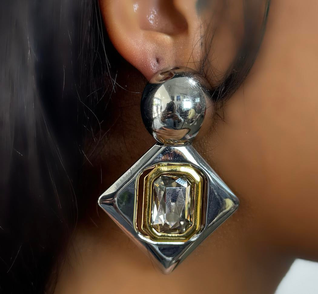 Piece of Art Gem Earrings - Female Drop Earrings with Metal Coating and Beads Design