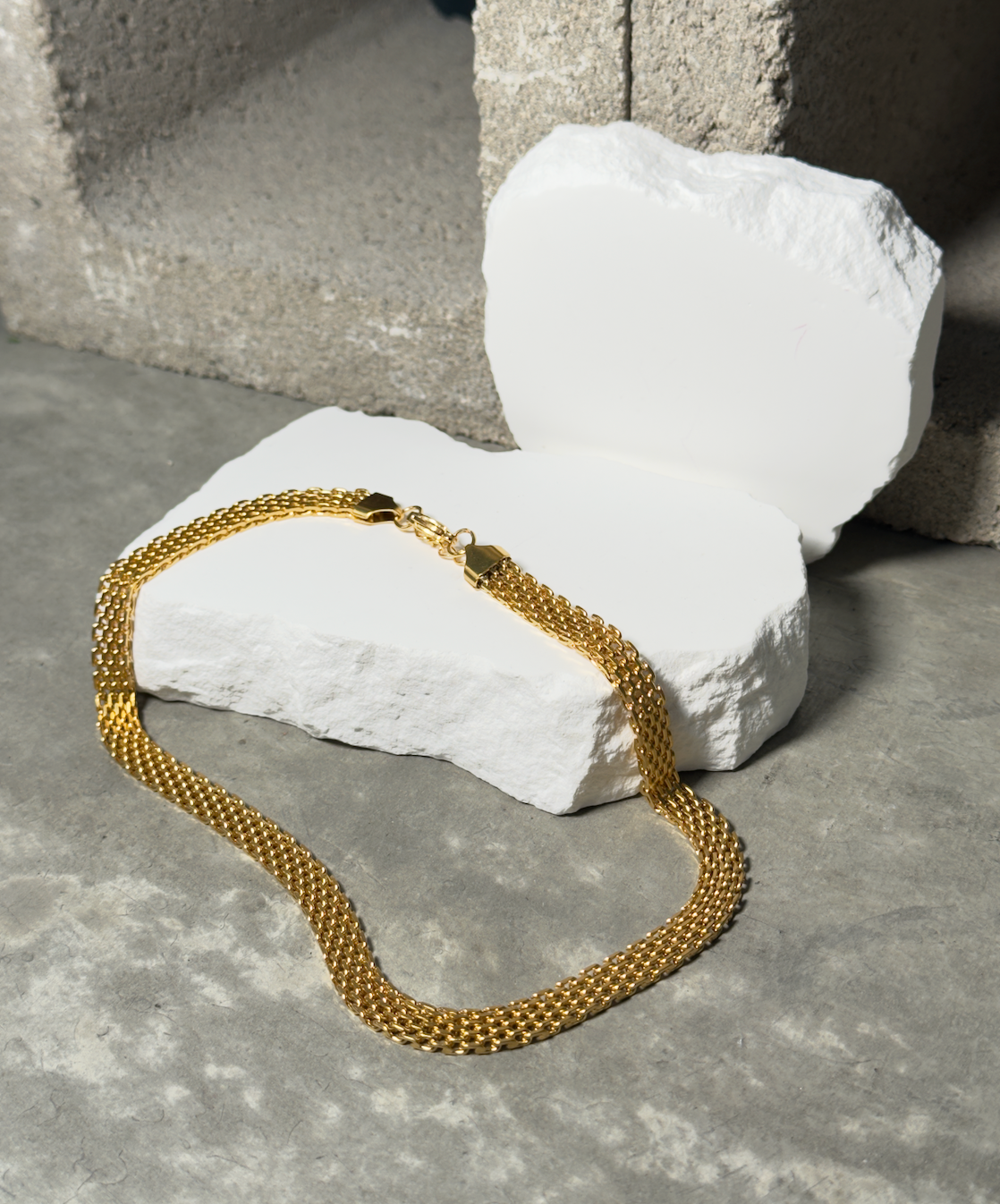 Casa Blanca Gold Trim 20 Inch Necklace Elegant Gold Chain