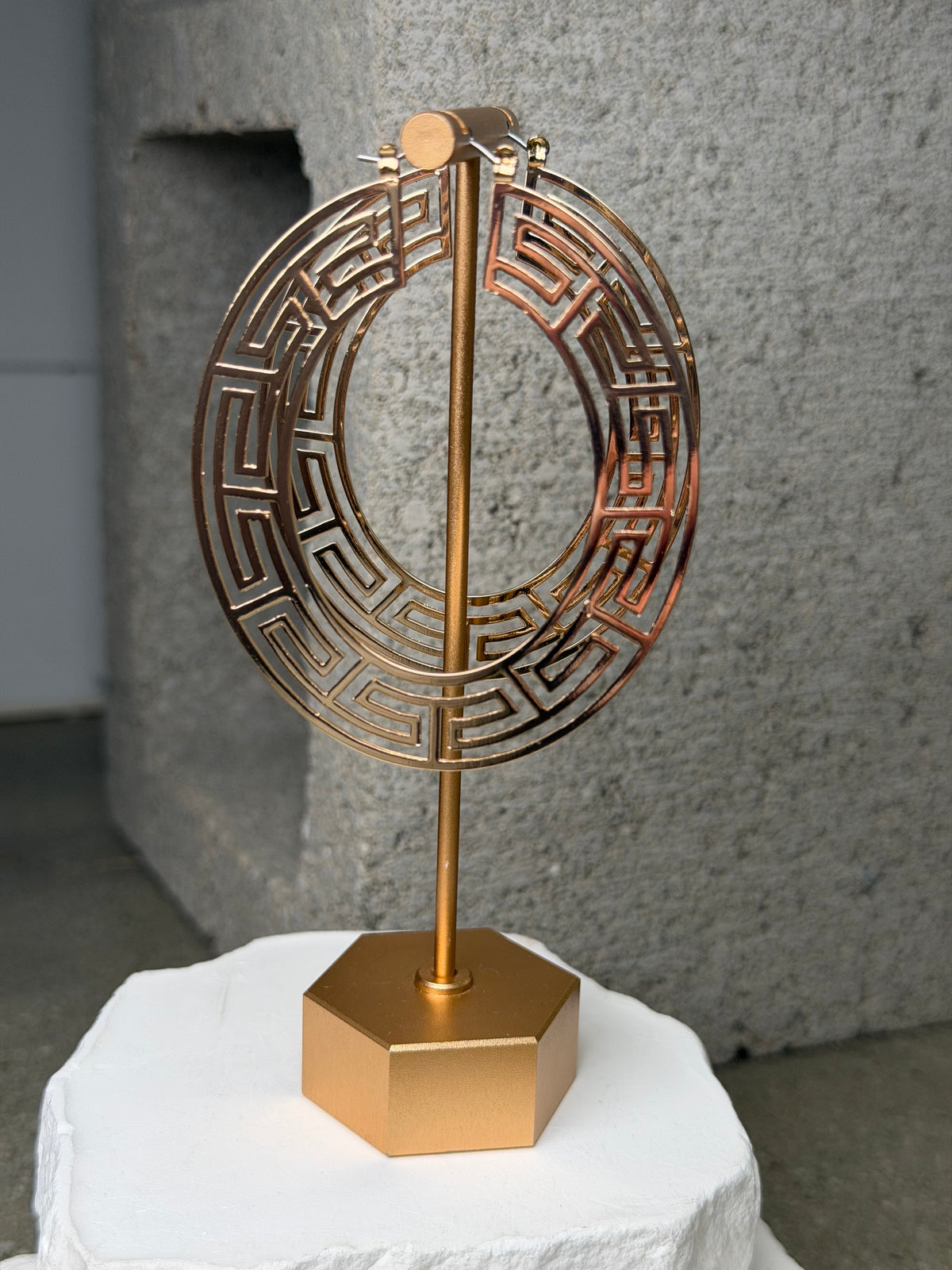 The Fifth Avenue Hoops