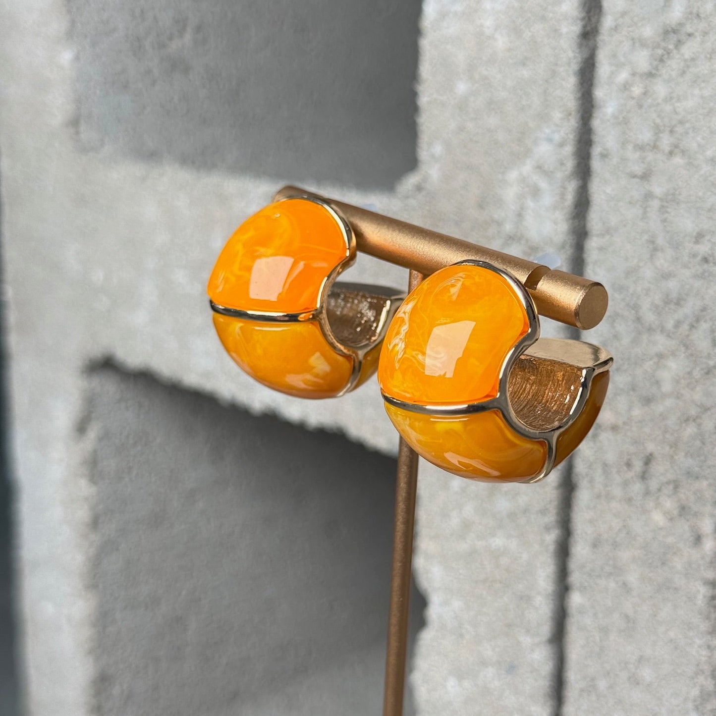 Tiny Flex Gem Earring