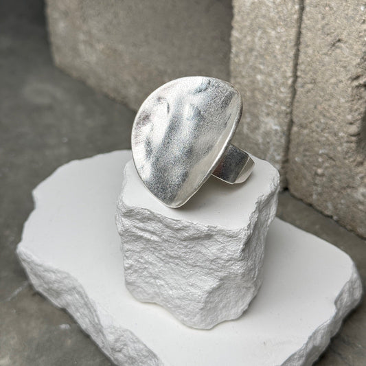 Luna Circle Expandable Ring Up To Size 10