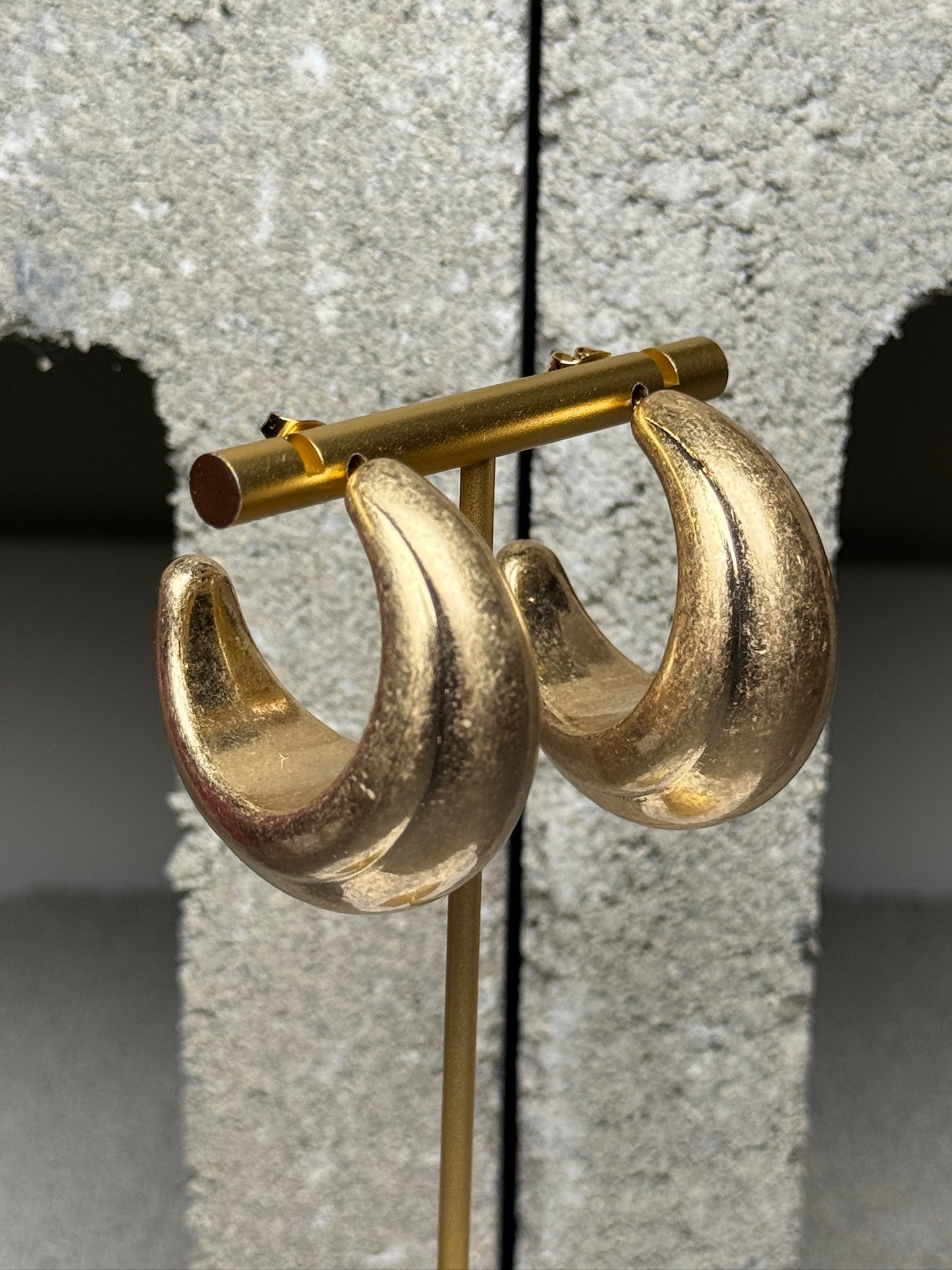 Good Form Hoop Earrings