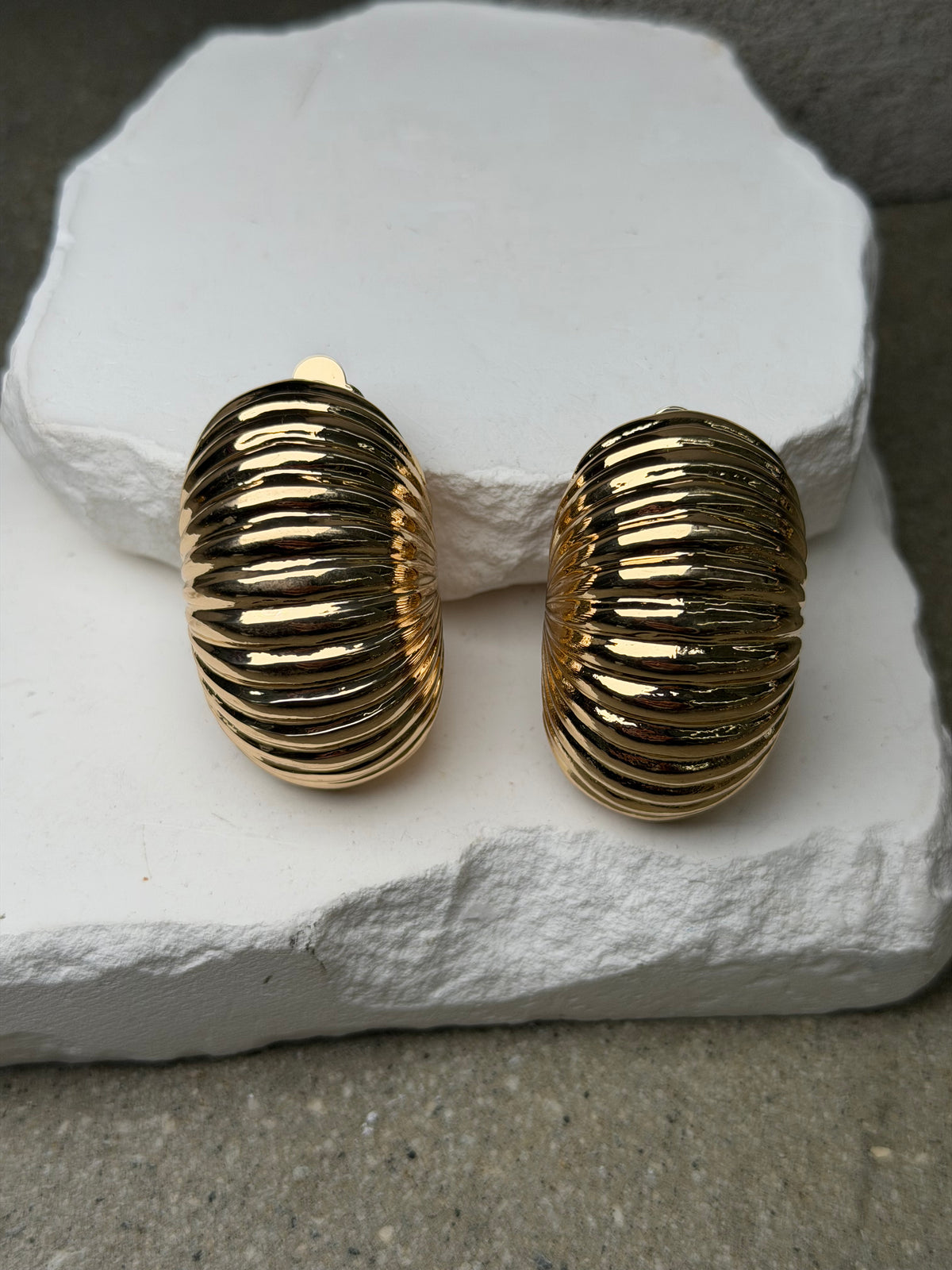 The Dynasty Ribbed Clip Ons