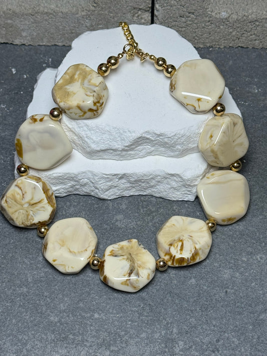 Marble Affair Stone Necklace 16” w/ Extender
