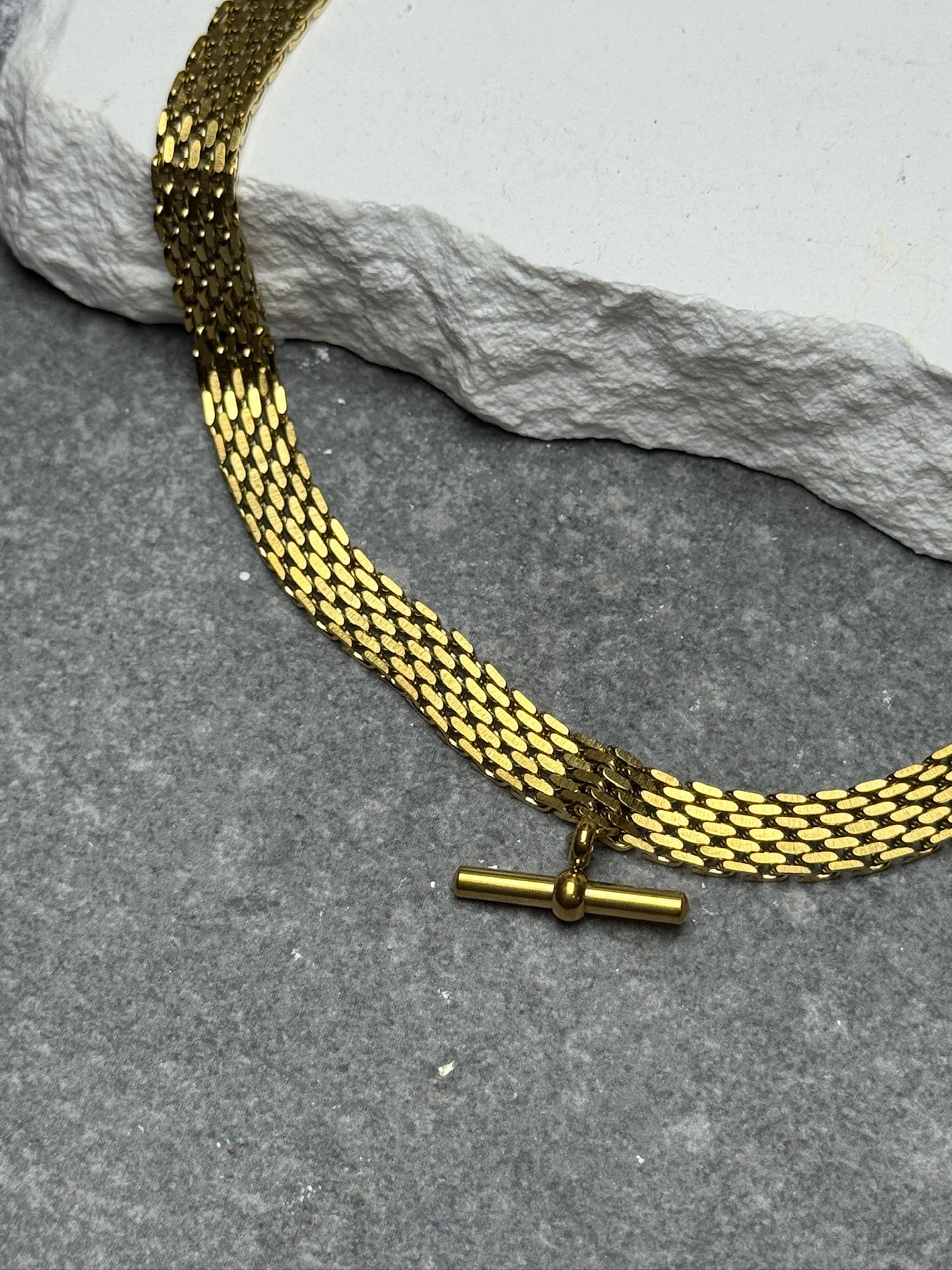 All The Way Up Choker 13" w/ Extender
