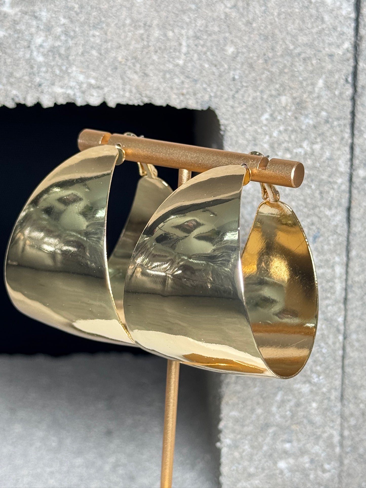 The Icon Oversized Statement Earring