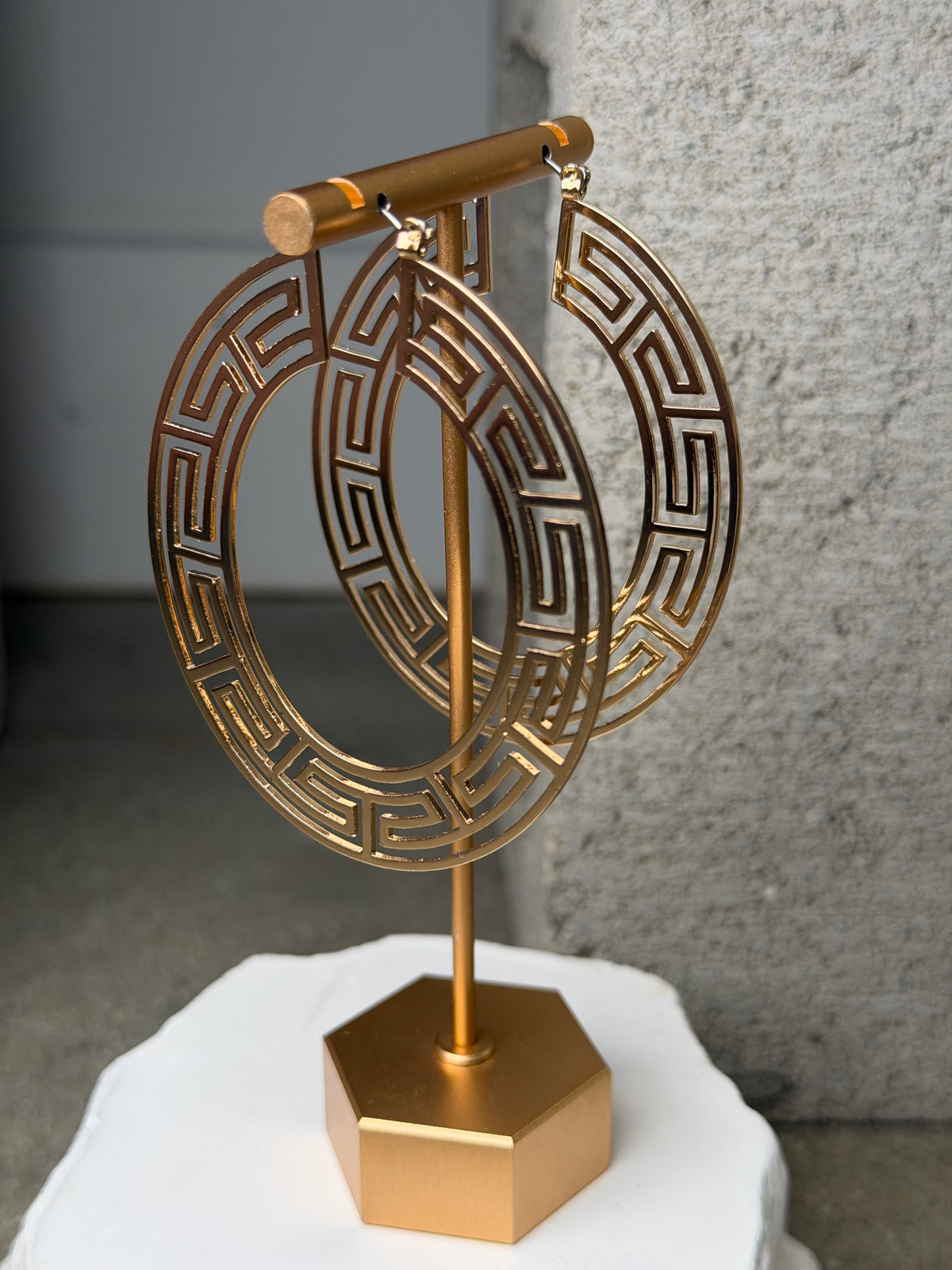 The Fifth Avenue Hoops