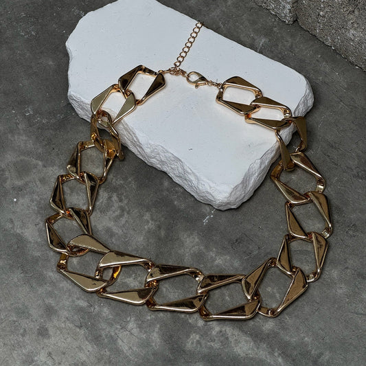 Bare with Me Chunky Link Necklace 16" w/ Extender