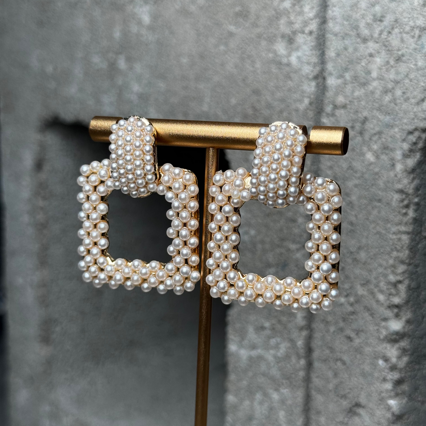 Modern Pearl Square Frame Earrings