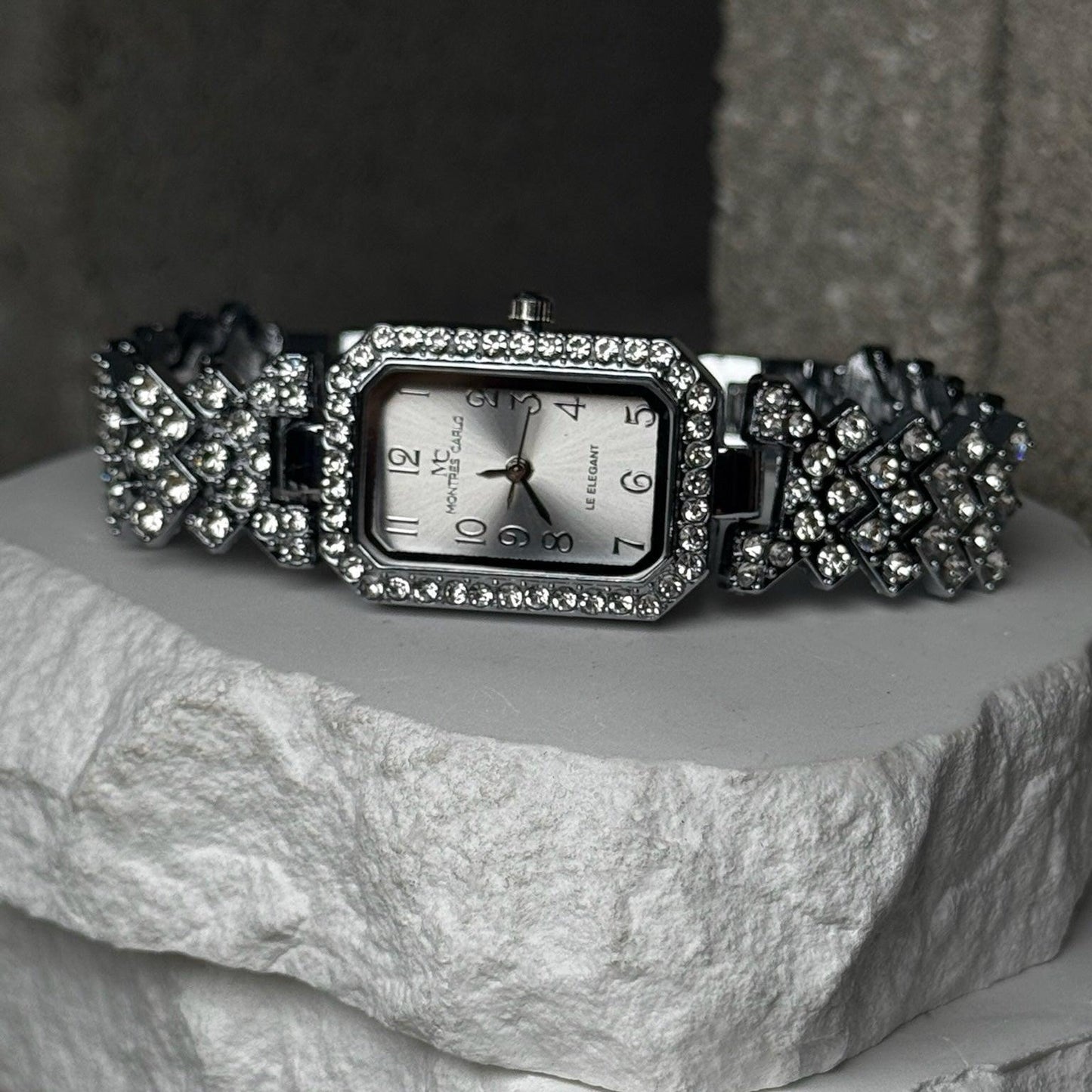 ON MY TIME Wrist Watch 8"