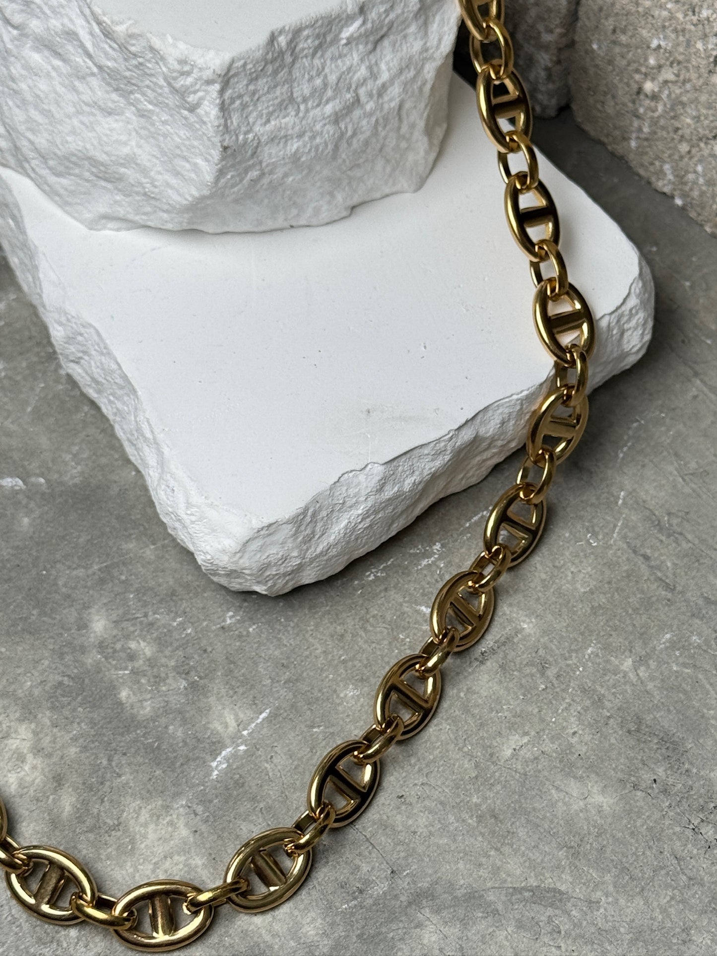 On Brand Linked Necklace