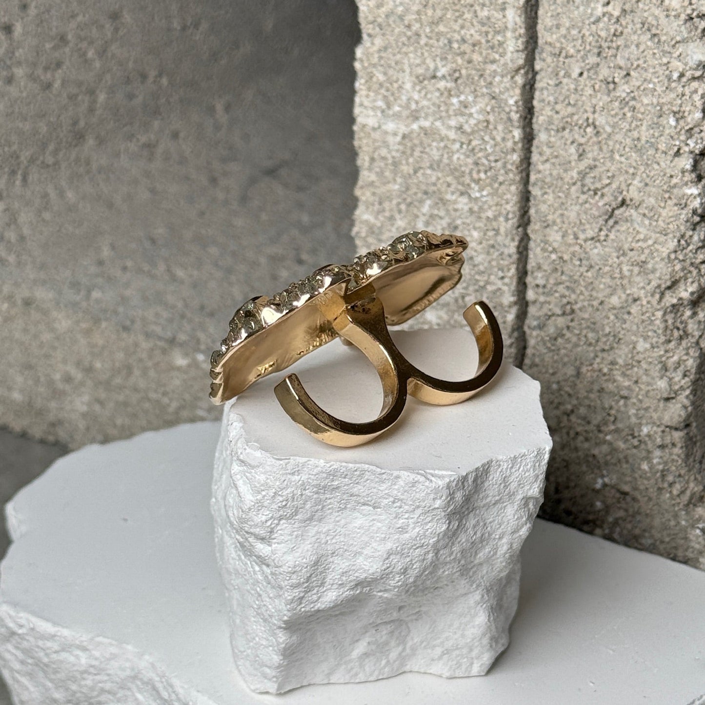 Gold Digger Double Finger Ring