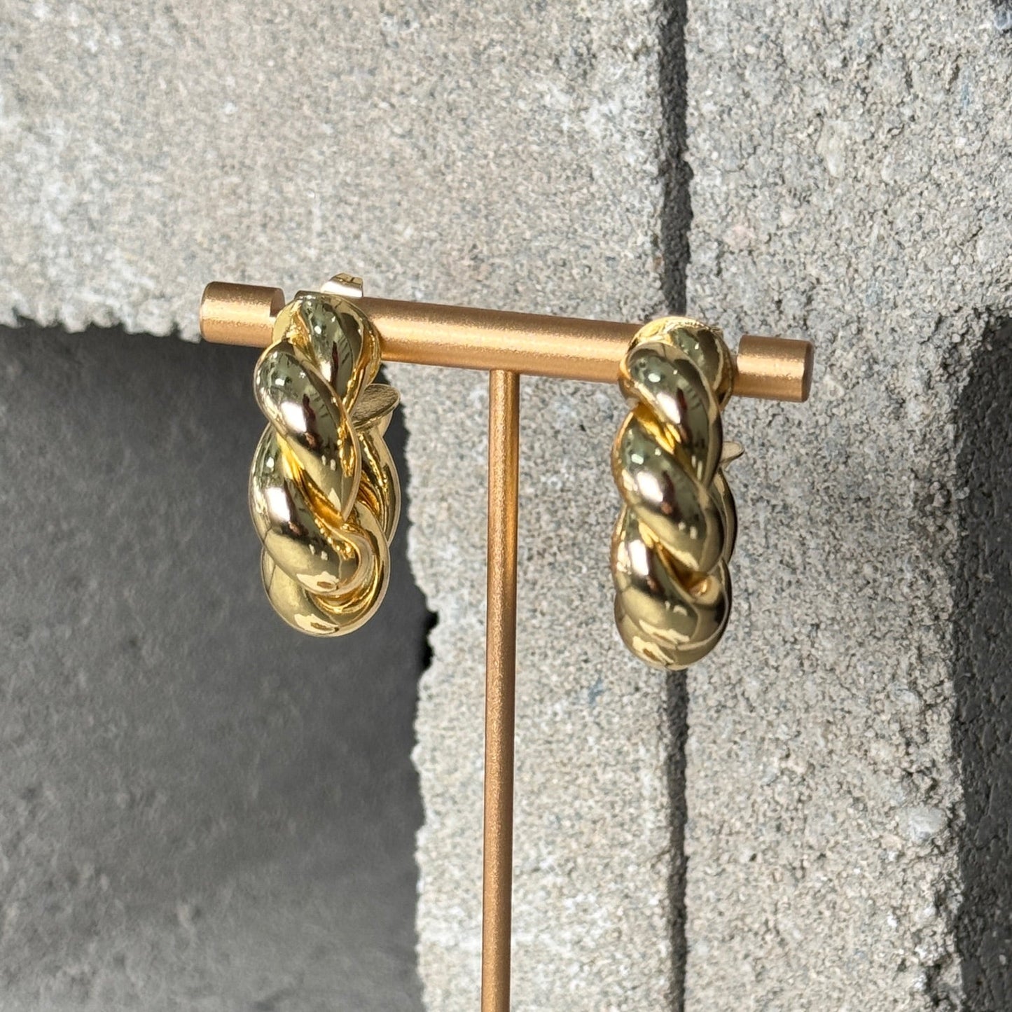Woven Medium Hoops