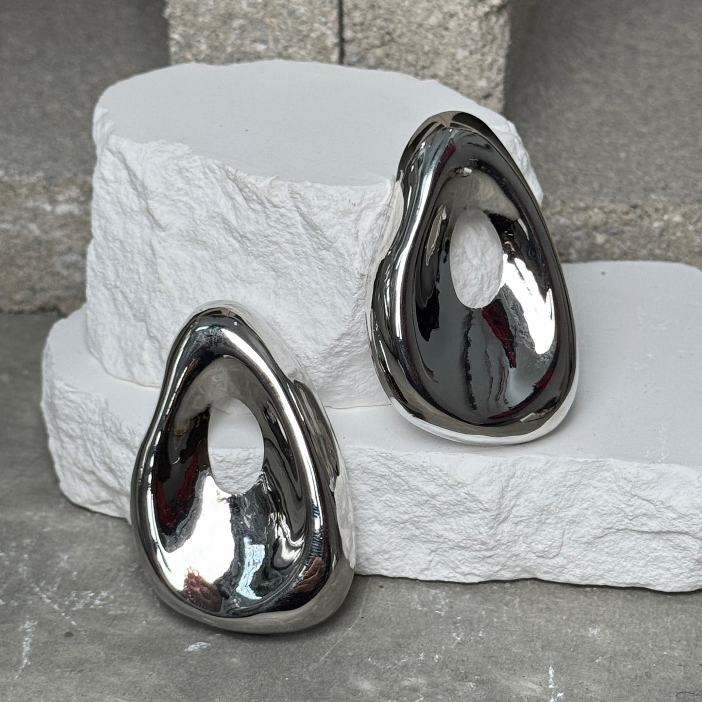 Mirror Finish Cutout Earrings