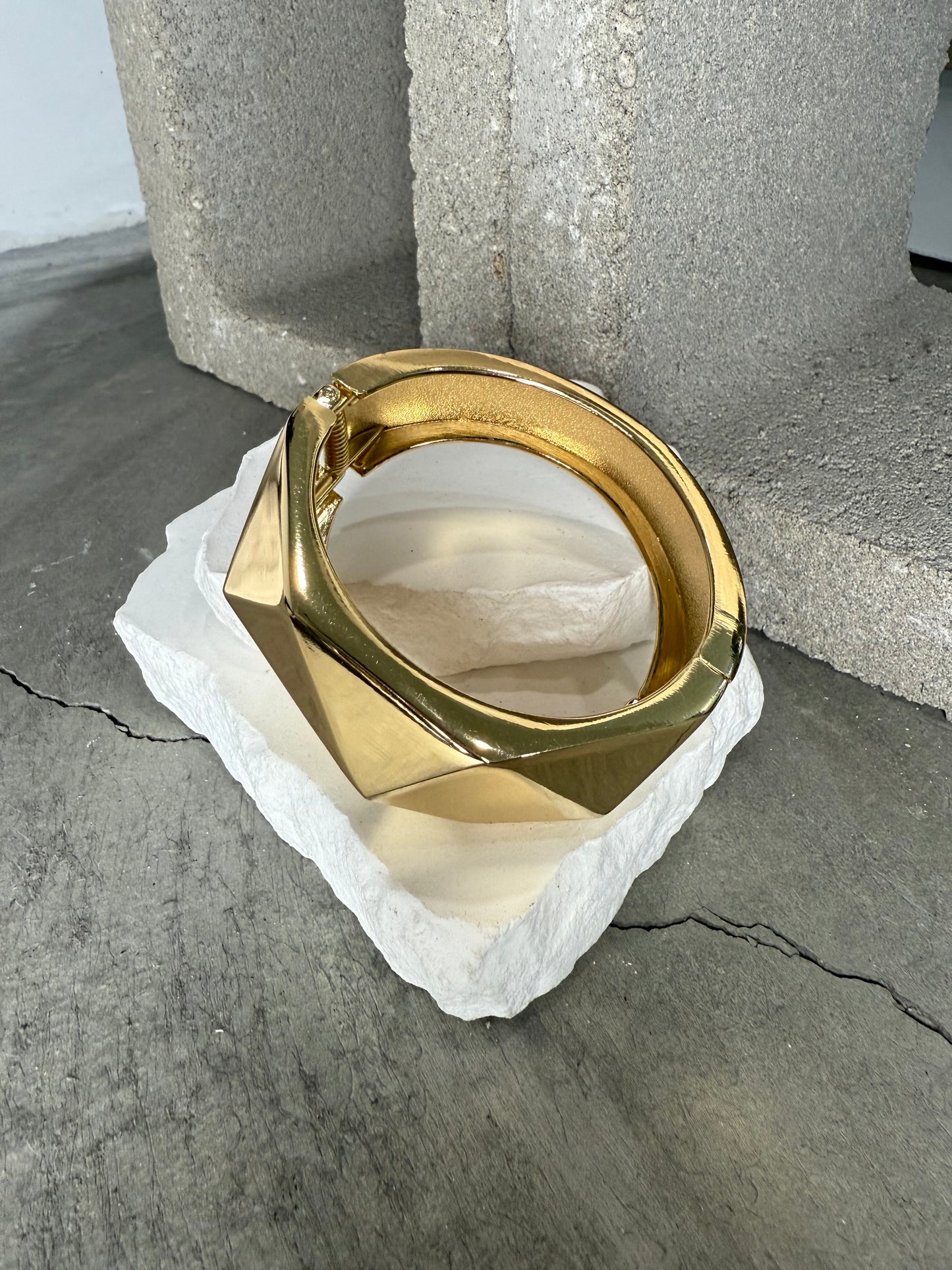 Savage Spark Bracelet 7"