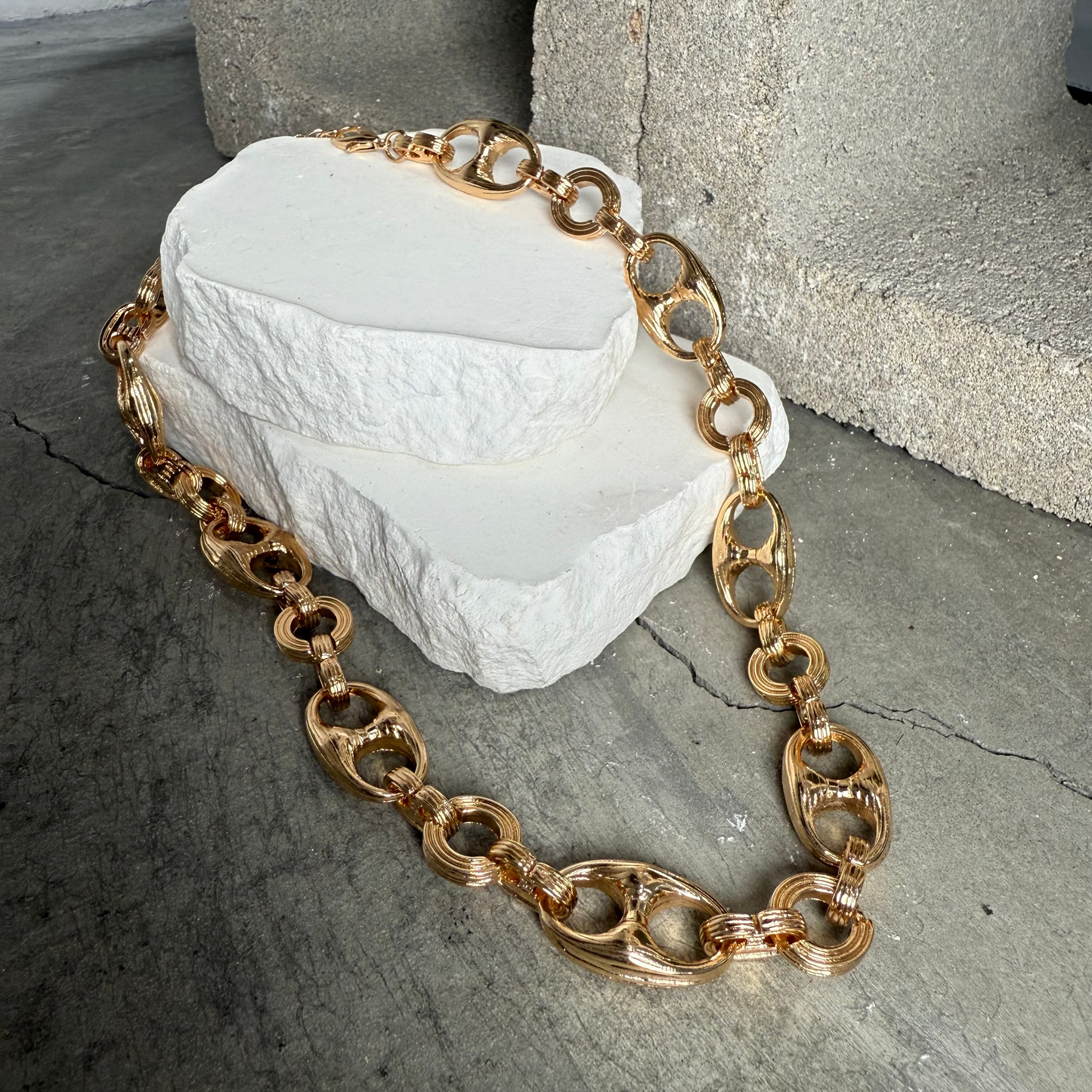 Sweet Talk Oval Link Necklace 20"