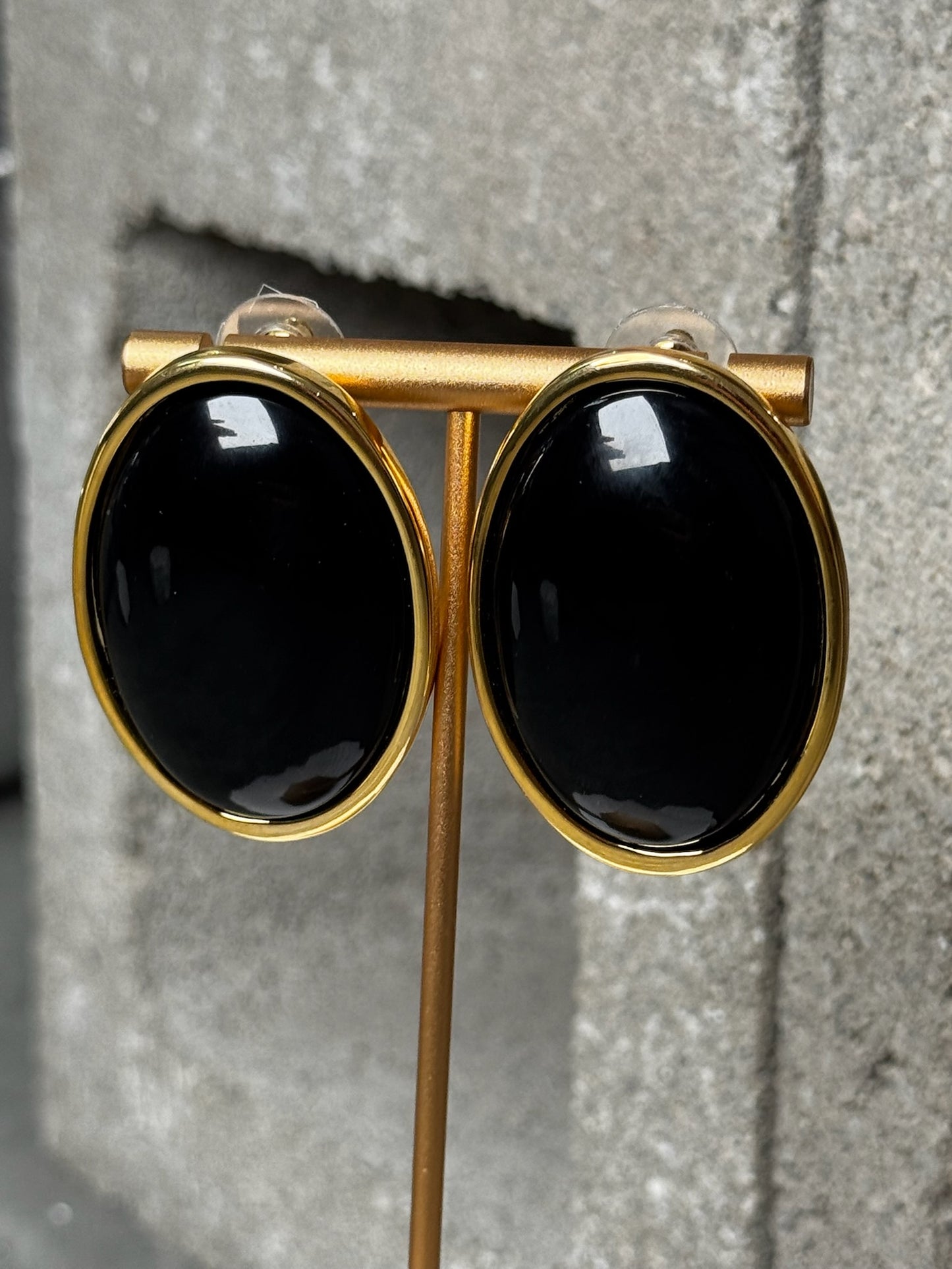 Dark Radiance Oversized Stud Earrings