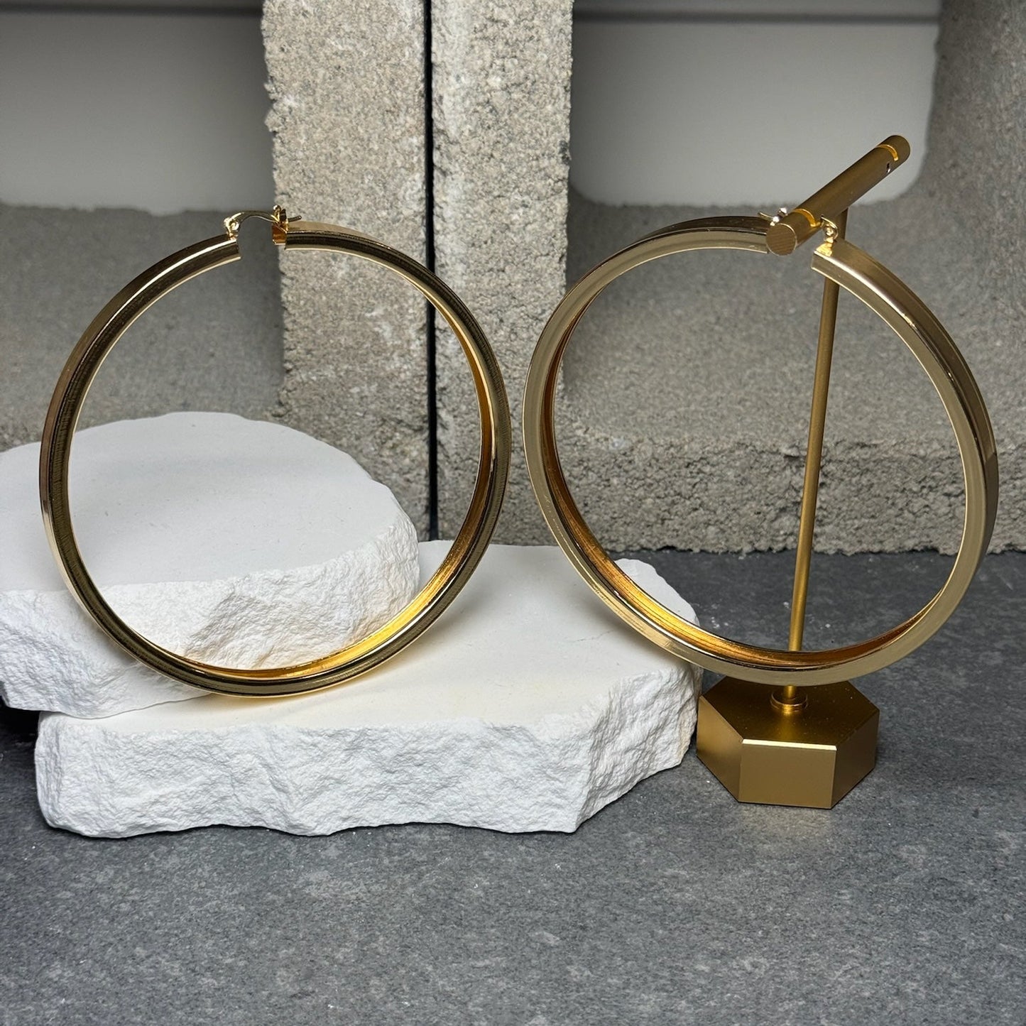 In Rotation Hoop Earrings