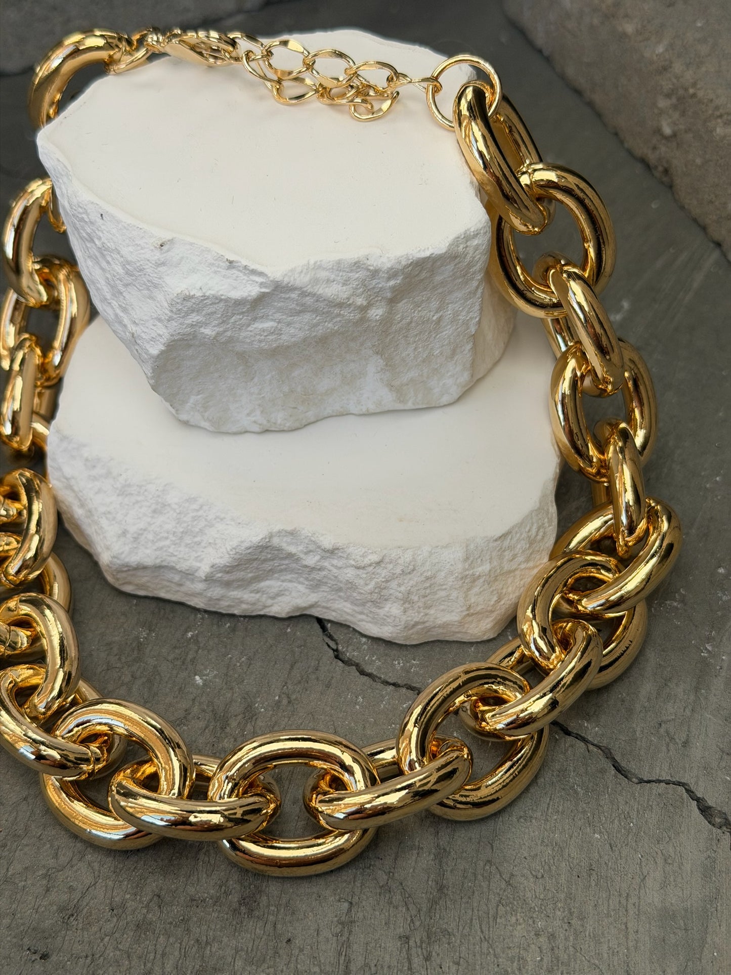 Luxe Chunky Link Necklace 16"