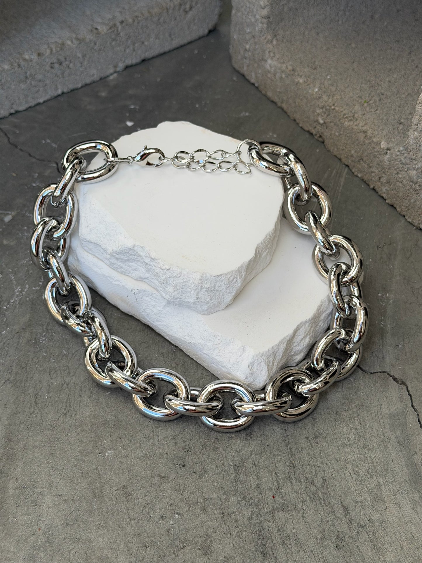 Luxe Chunky Link Necklace 16"