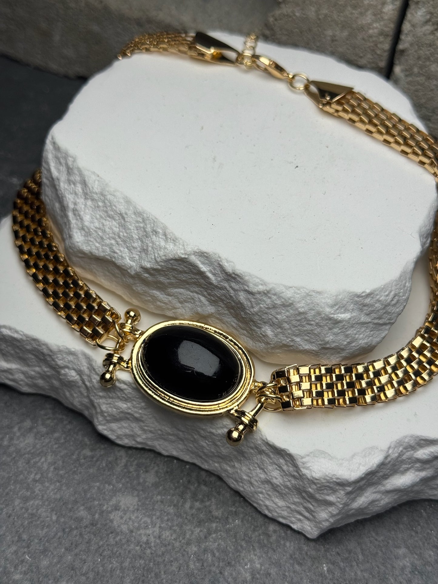 Trophy Wife Choker 17"
