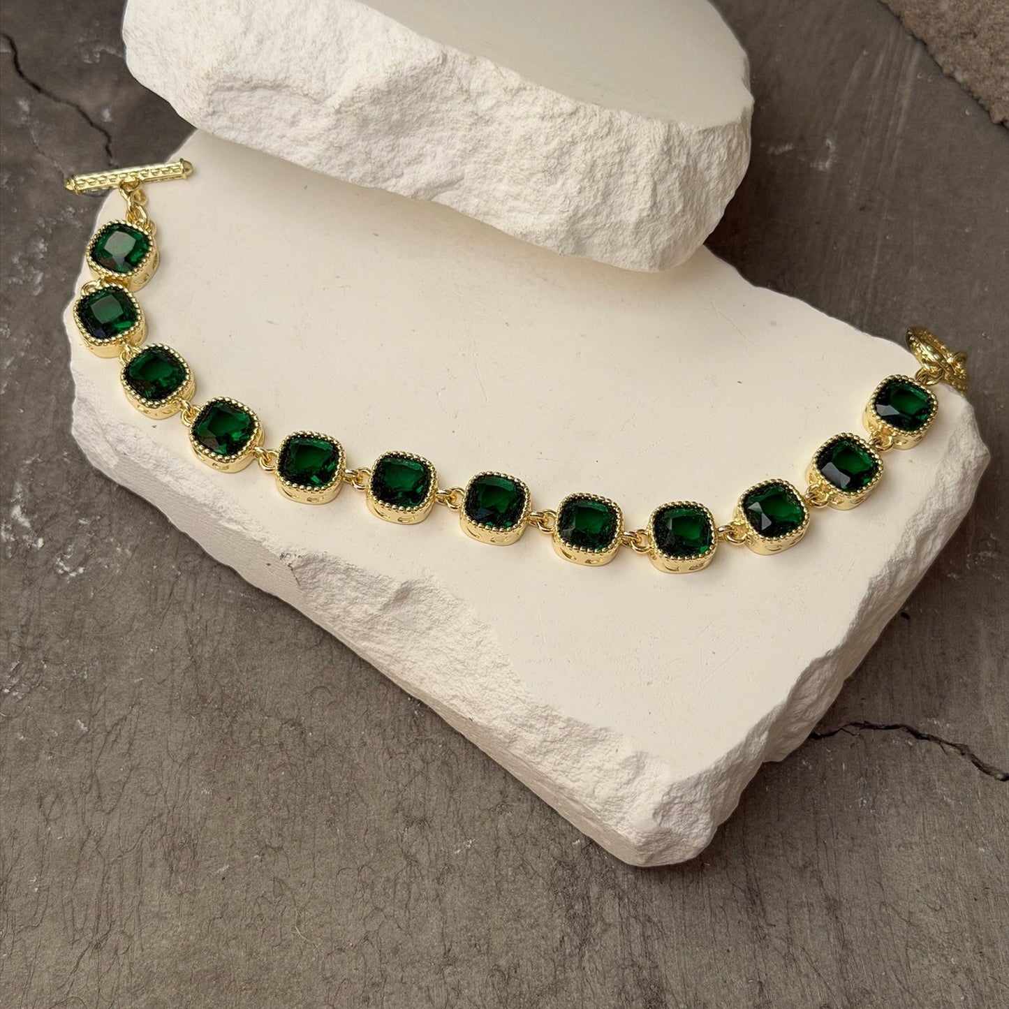 Backstage Pass Gem Bracelet 7"