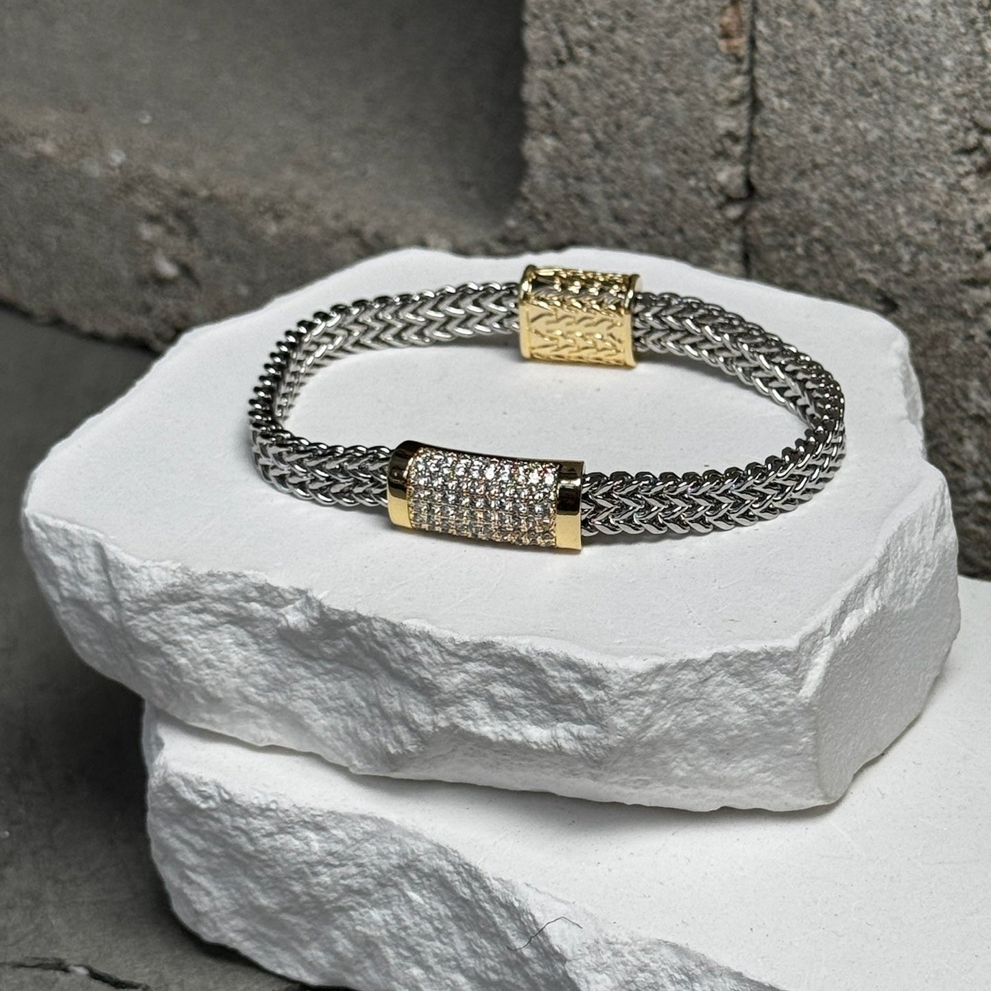 Timeless Mix Metal Bracelet 7"