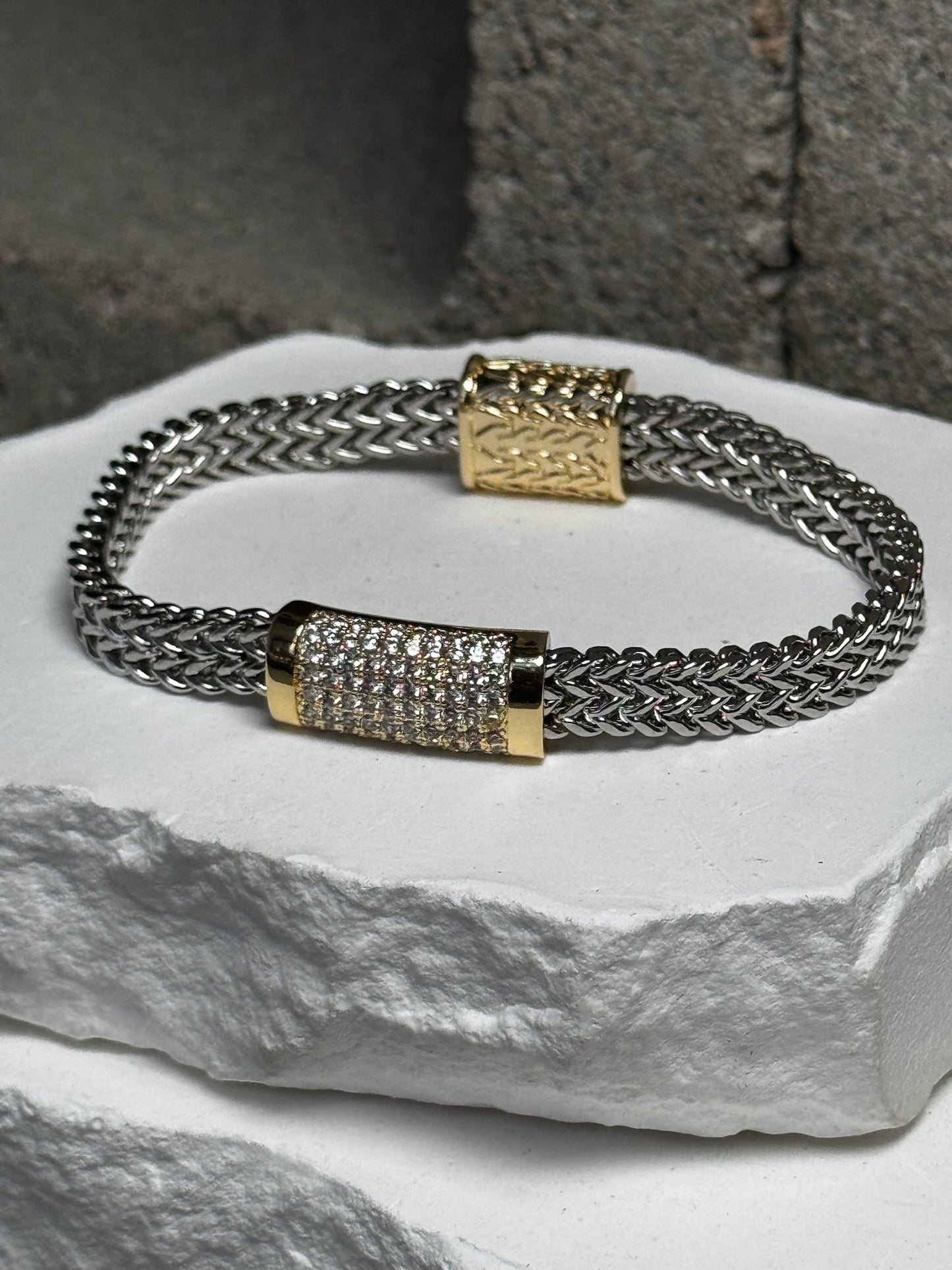 Timeless Mix Metal Bracelet 7"