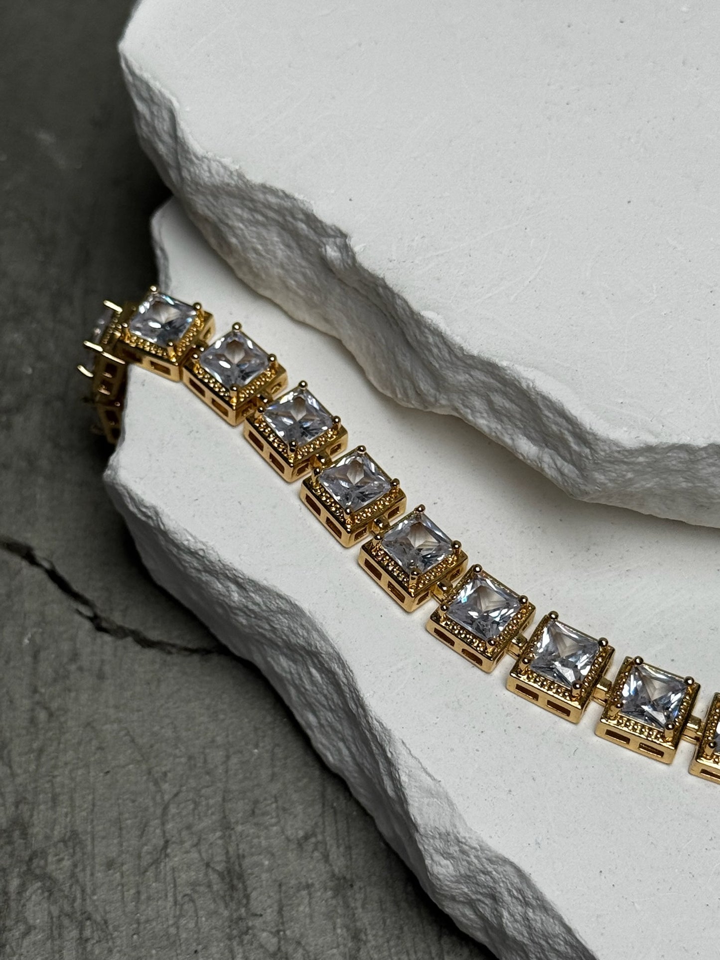 It Girl Sparkle Bracelet 7"