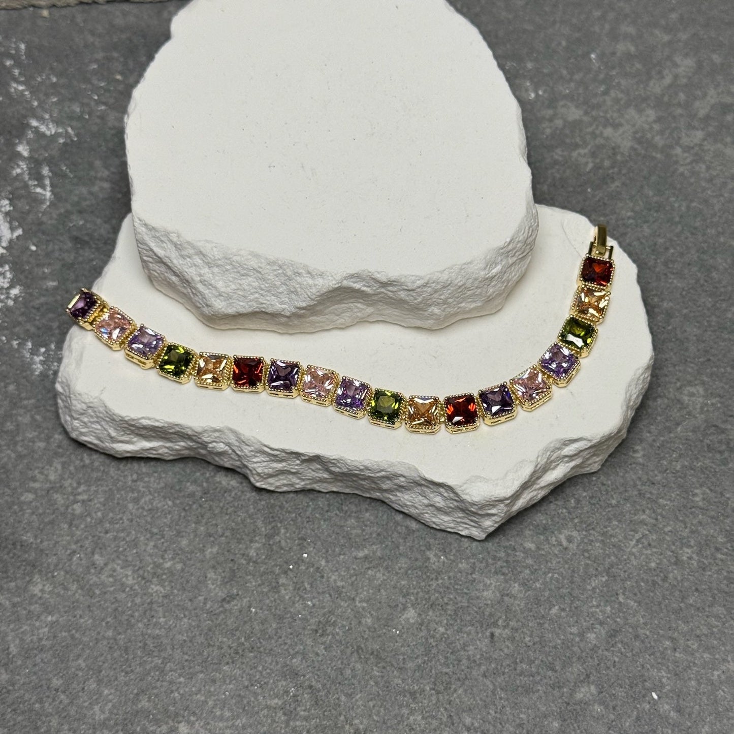 Lucky Charm Bracelet 7"