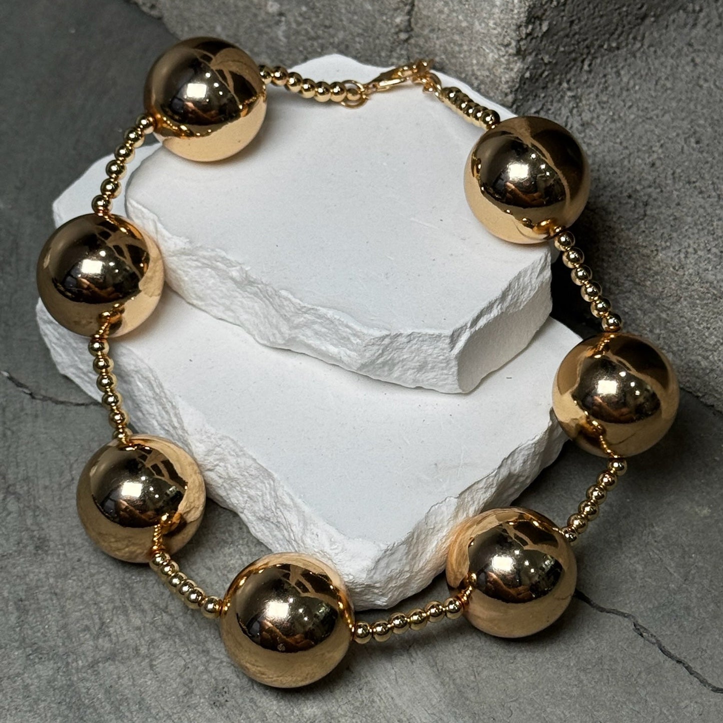 Bubble Trouble Necklace 18" w/ Extender