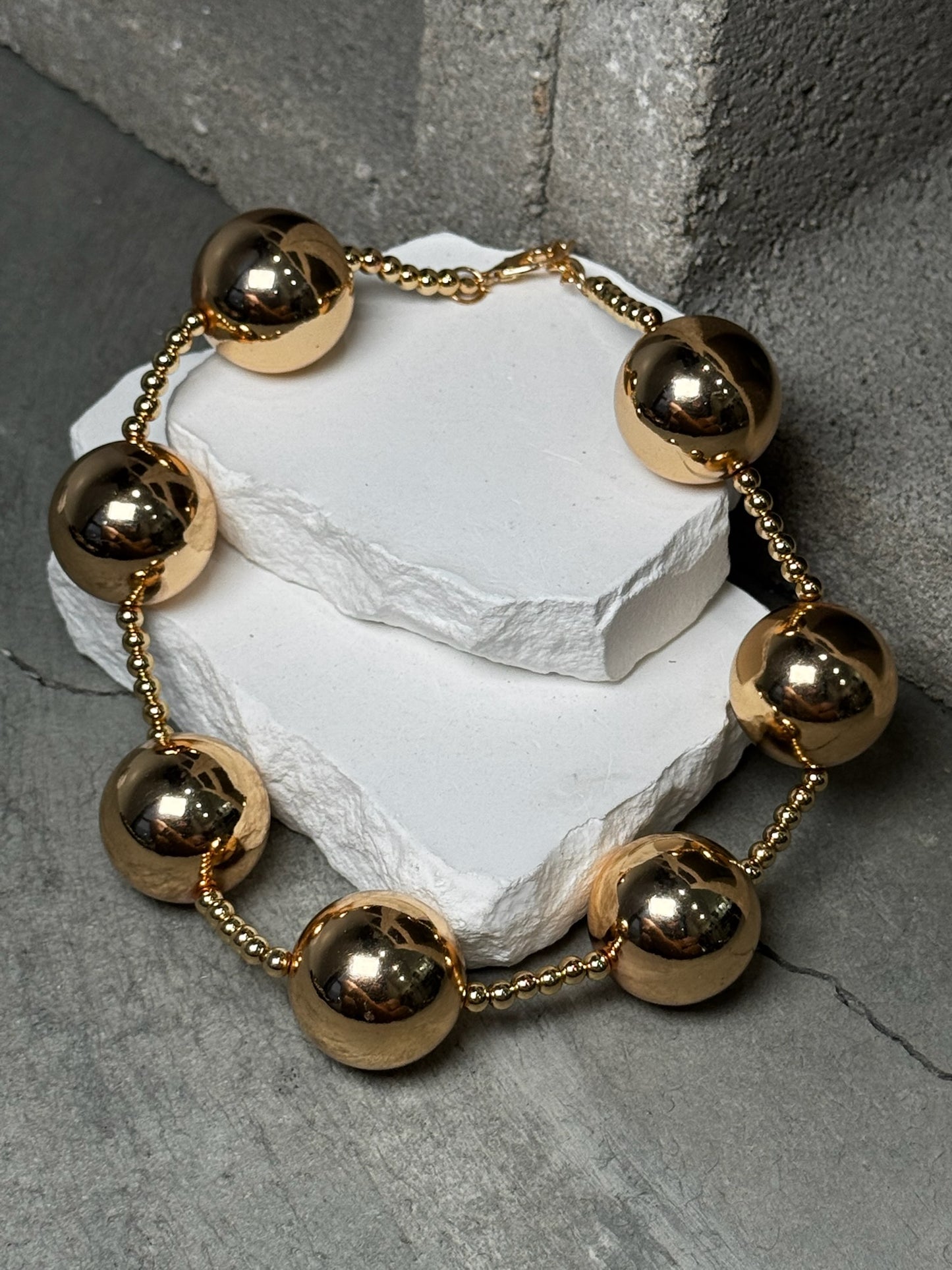 Bubble Trouble Necklace 18" w/ Extender