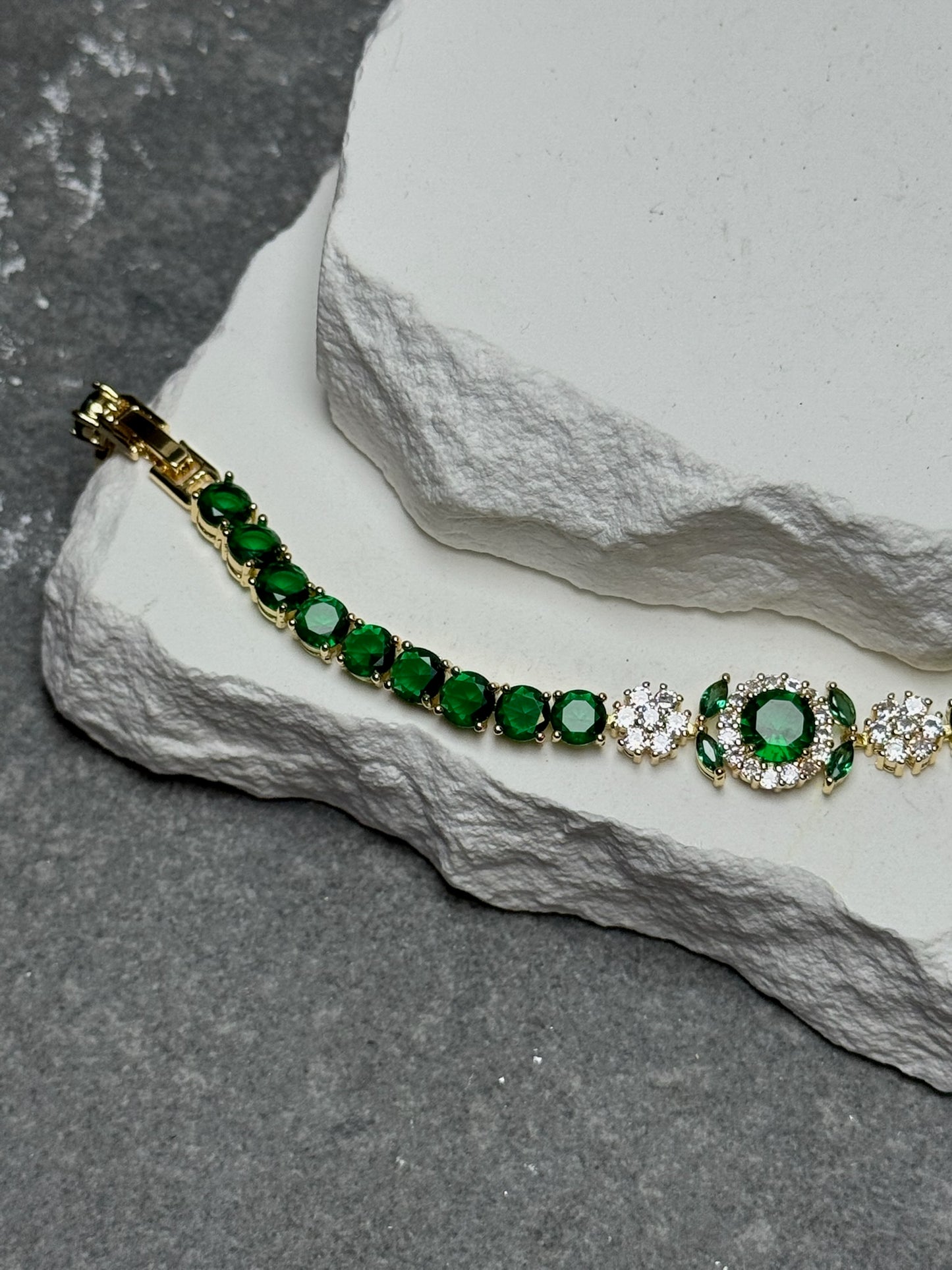 Pretty Privilege Bracelet 7"