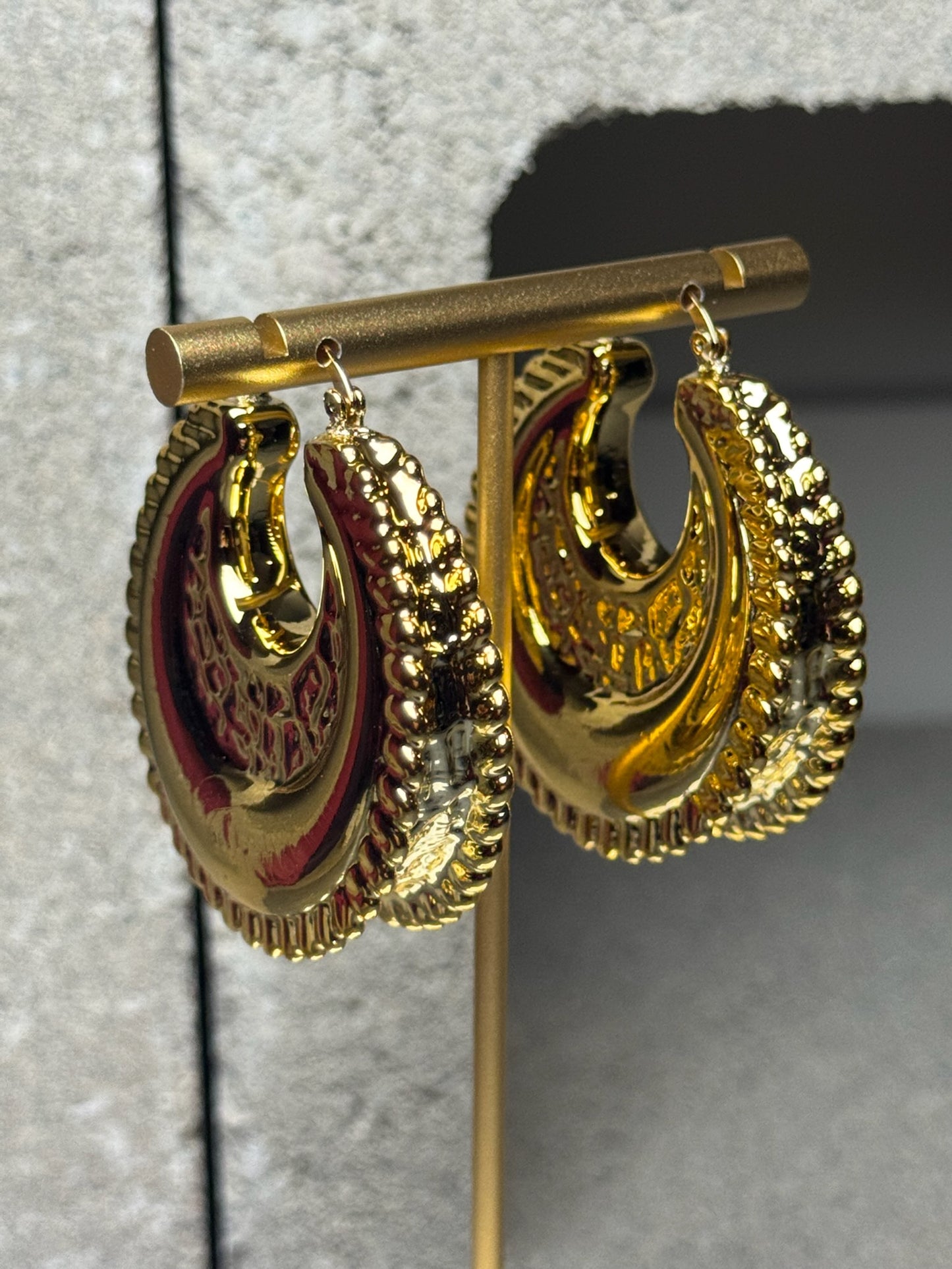 Booked & Busy Chunky Hoop Earrings