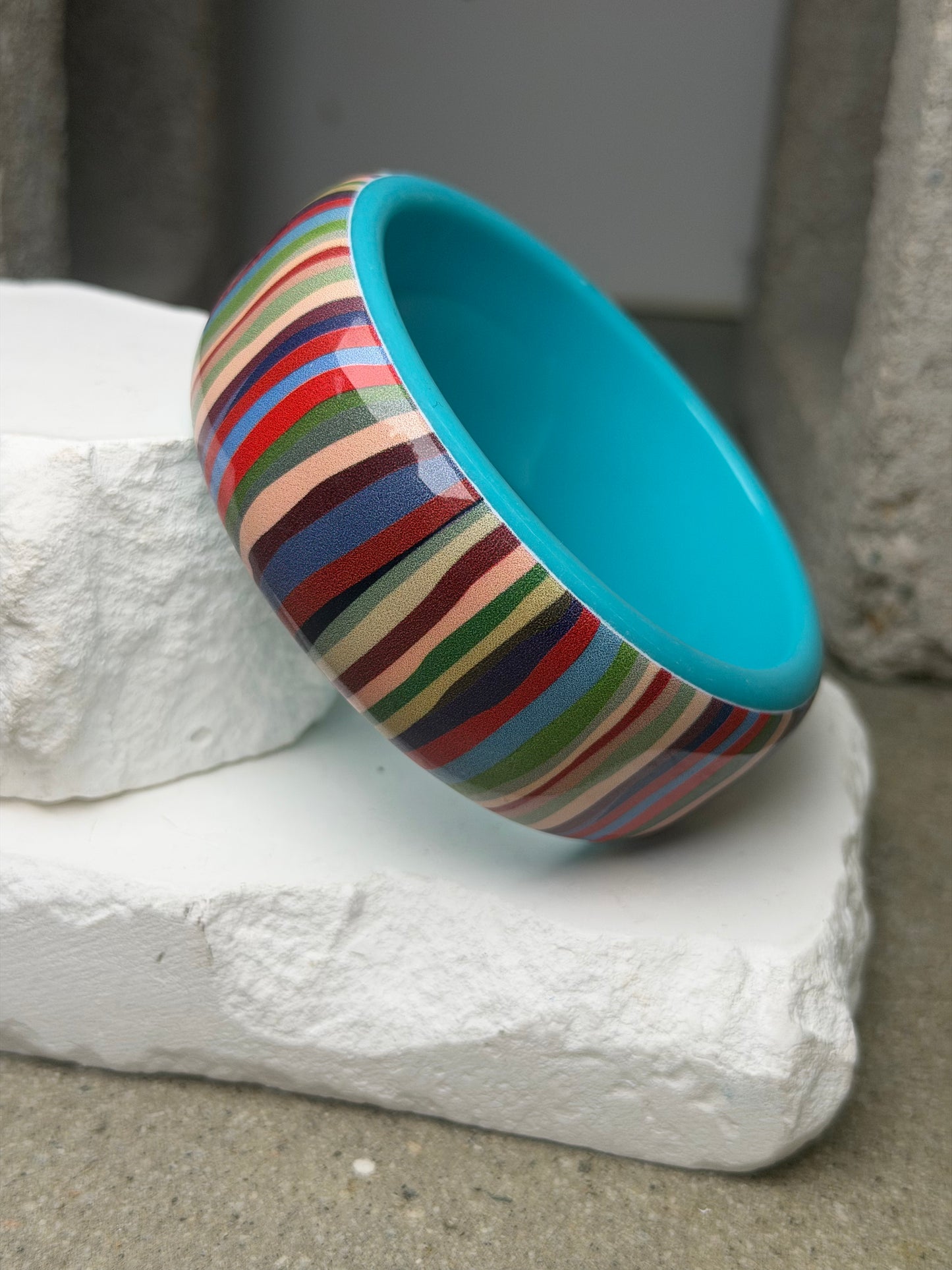 The Capri Bangle 8''