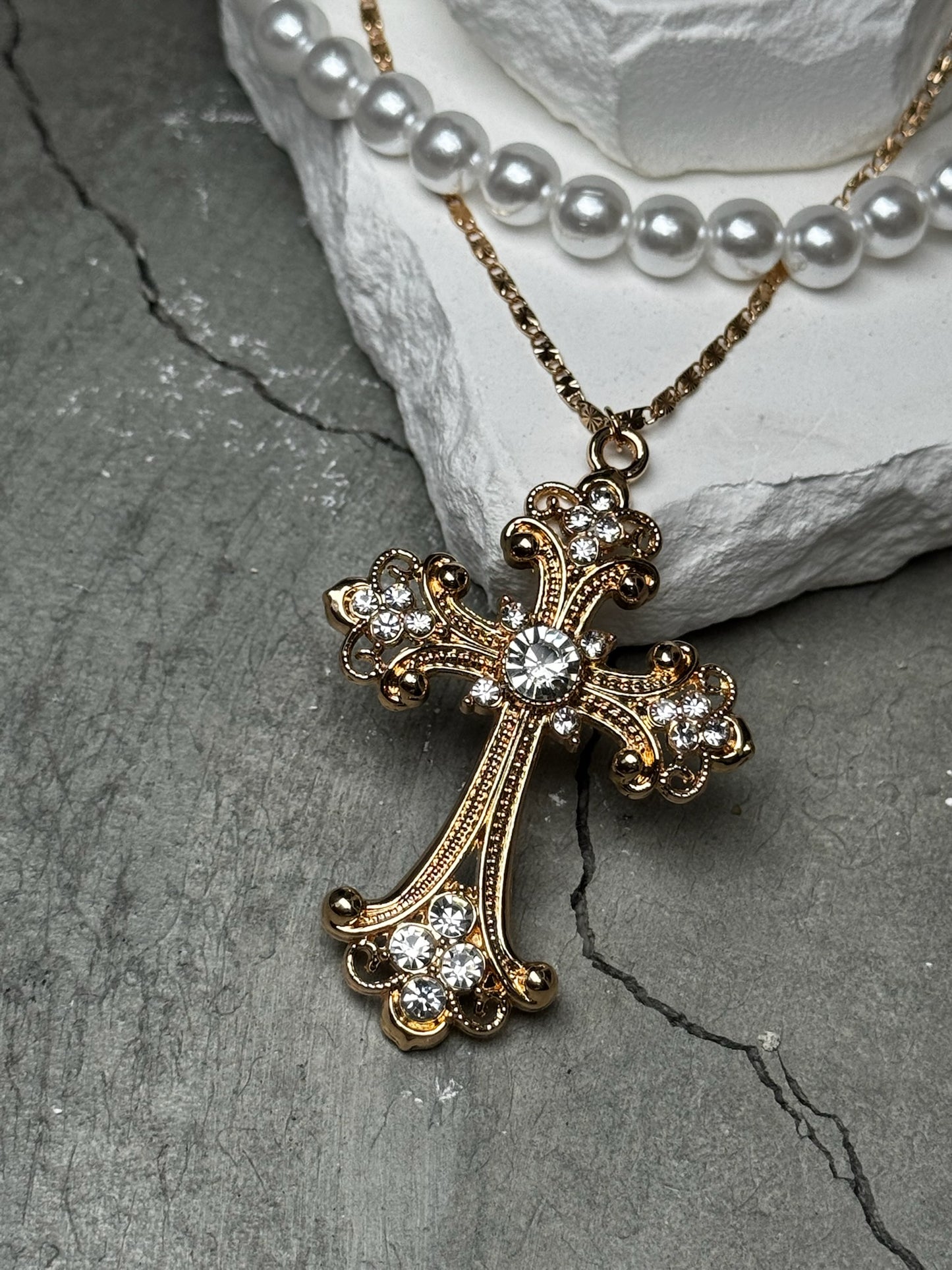 Angel Vibes Layered Necklace 16"